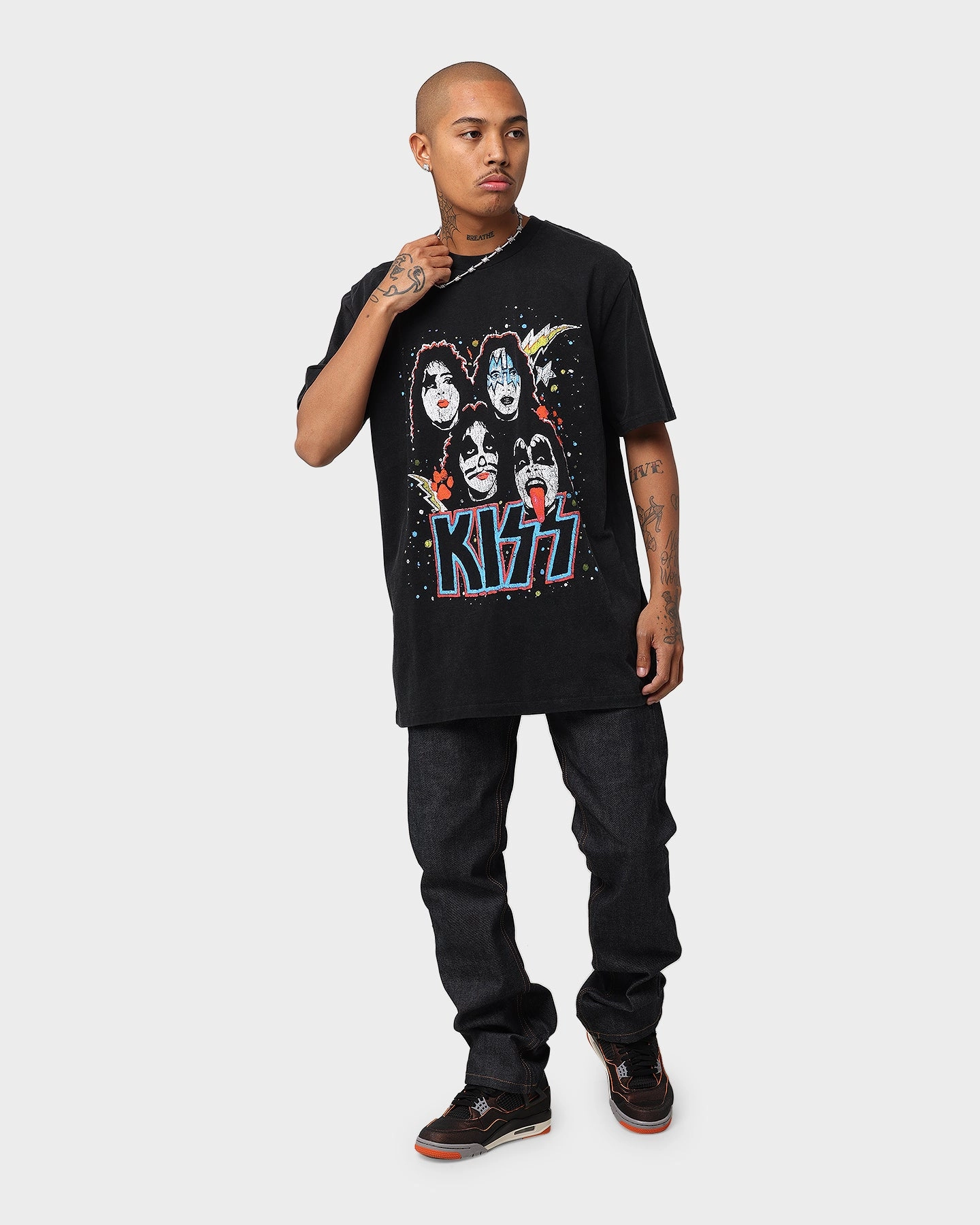 Bravado Faces Short Sleeve Vintage T-Shirt Washed Black Lightweight Material