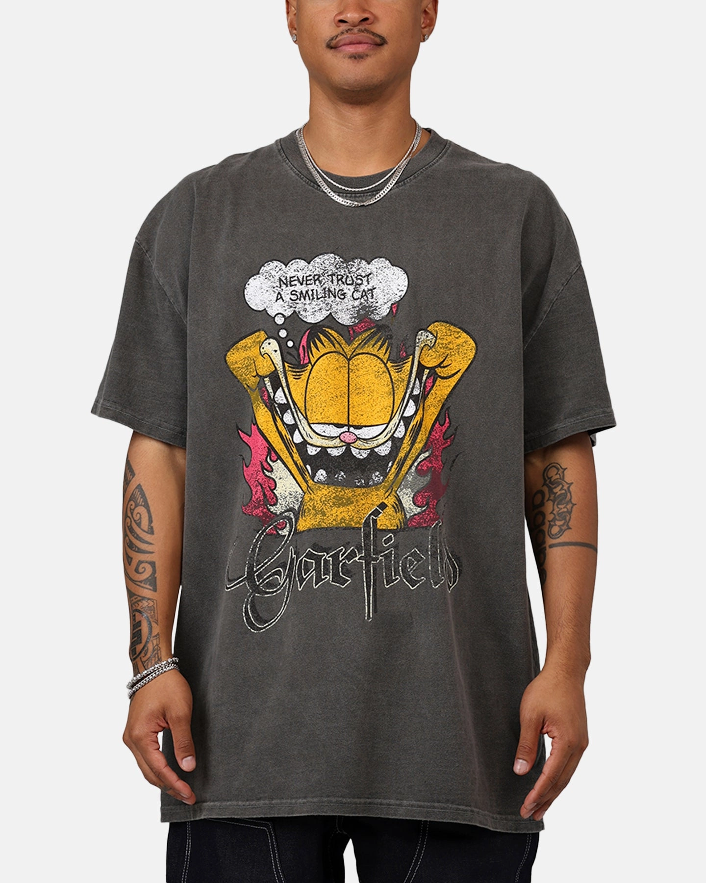 Vintage Goat Crew X Garfield Smiling Cat Heavyweight T-Shirt Vintage Black Wash Tubular Knit Structure
