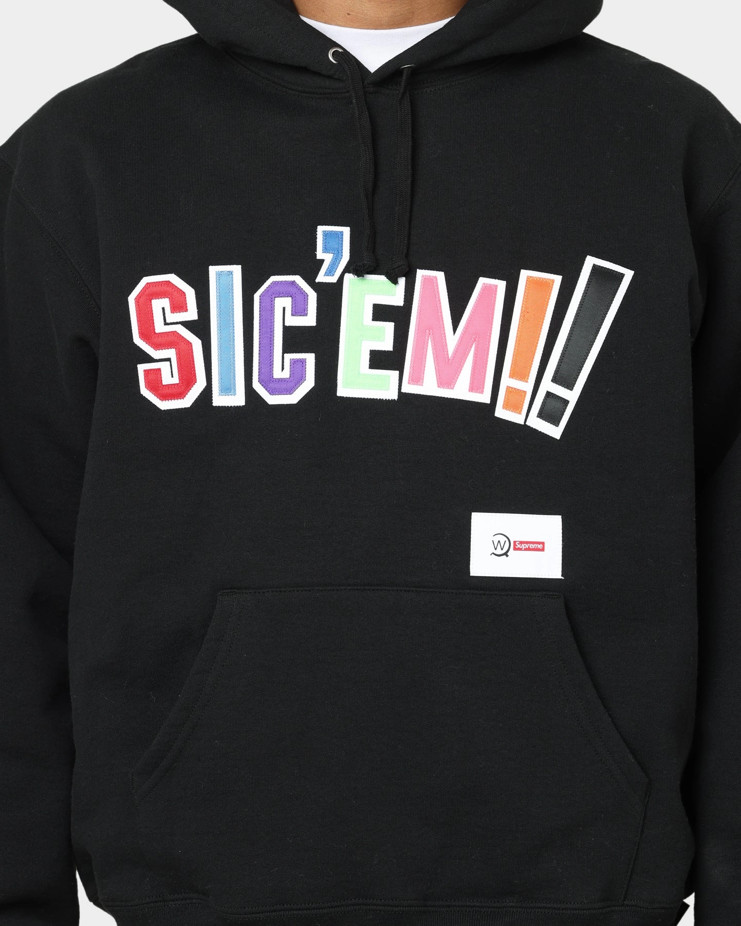 Supreme X WTAPS Sic Em Hoodie Black weekend