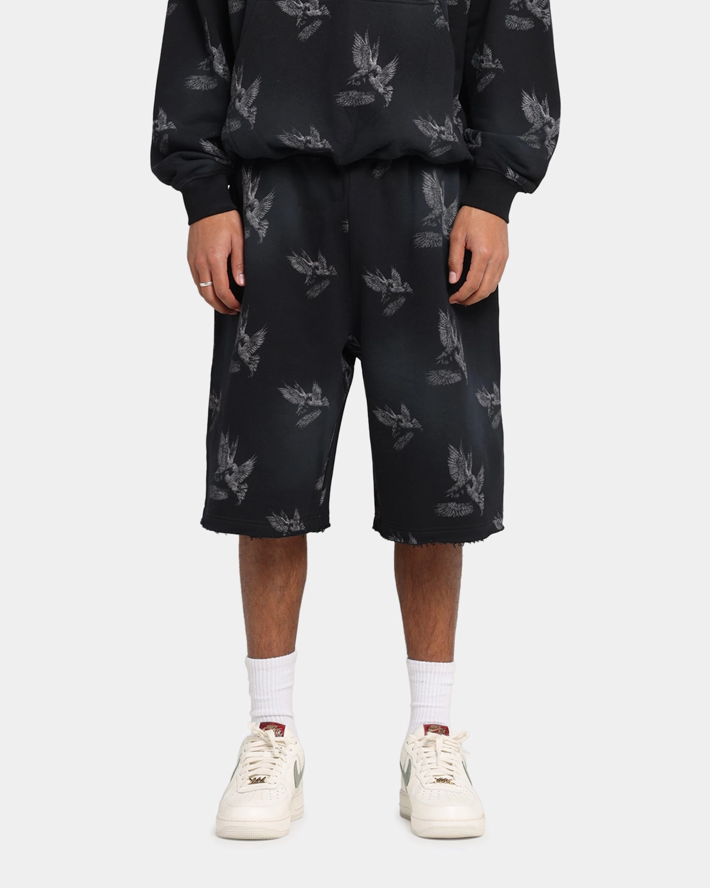 Tailored Cut Saint Morta Doves Baggy Sweat Shorts Vintage Black