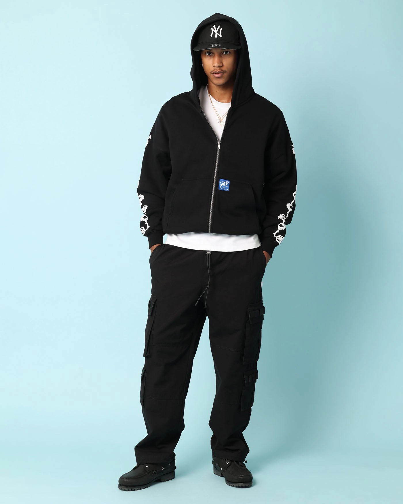 Tagless Labeling Carr?? Boonie Cargo Jogger Black