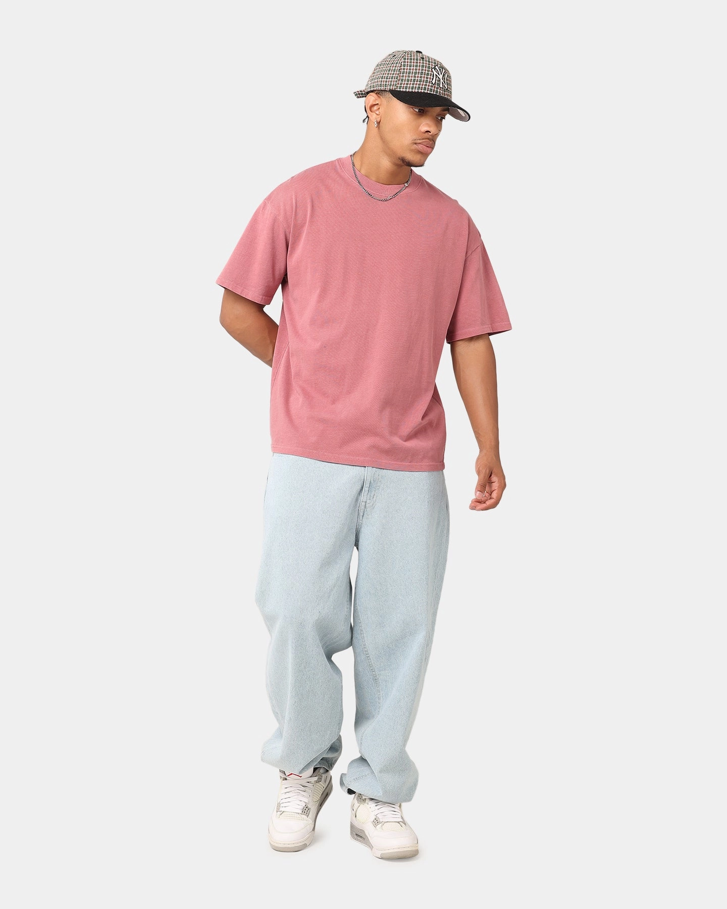 Culture Kings Standard T-Shirt Burgandy Versatile Outfit