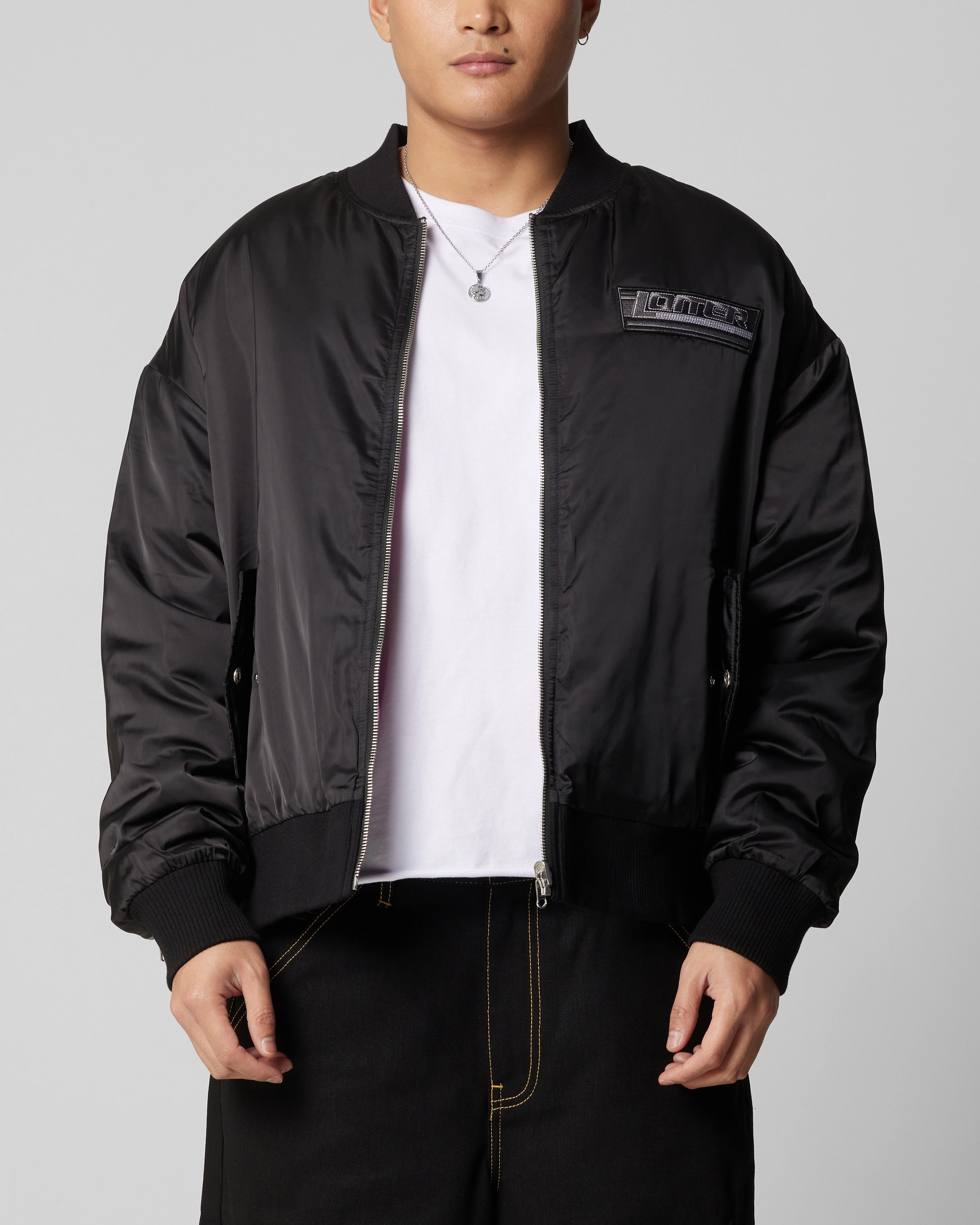 Loiter Hunter Reversible Jacket Black/Pink Effortless Wear Odor Resistant Finish