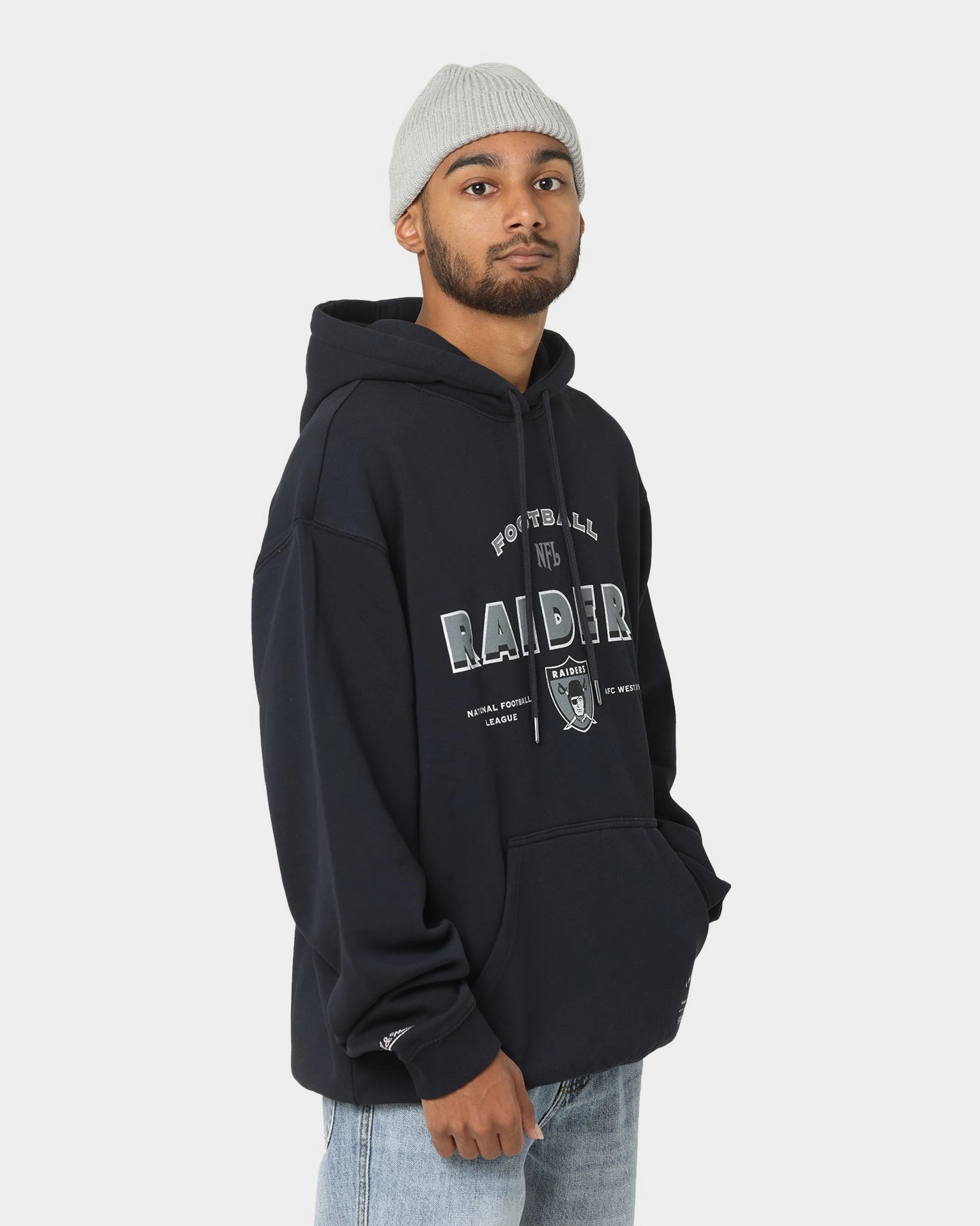 Mitchell & Ness Las Vegas Raiders Vintage Superbowl Hoodie Faded Black Action
