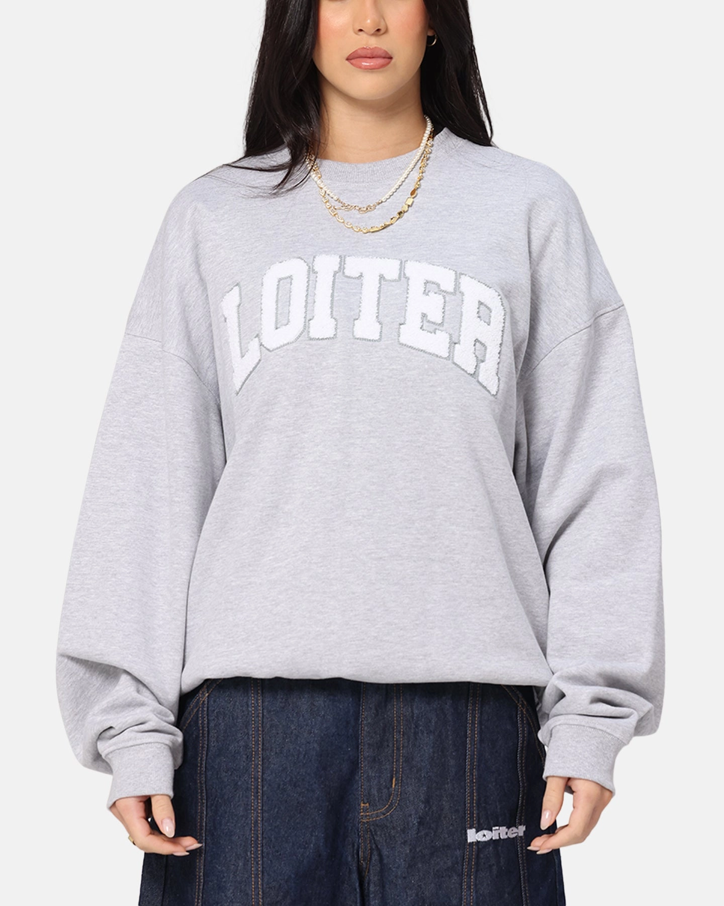 Non Restrictive Silhouette Loiter Arch Premium Crewneck Grey