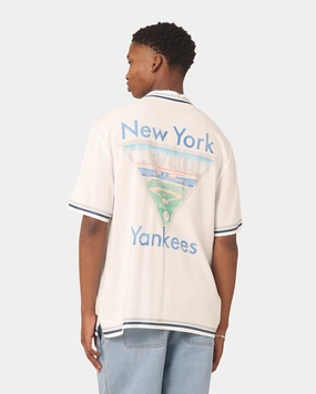 Fitted Shape Majestic Athletic New York Yankees MLB Team Shirt Vintage White