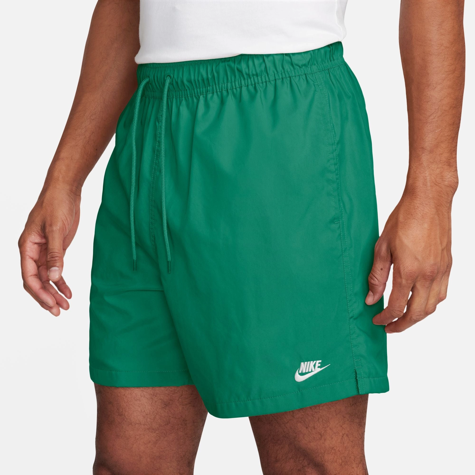 Nike Club Woven Shorts 'Malachite' Chic Look QuickDryTechnology
