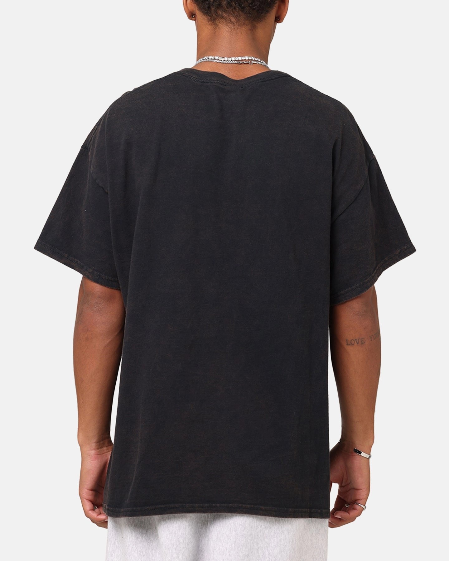 Smooth Neckline Day-to-Day Comfort The Offspring Arm Bite T-Shirt Black