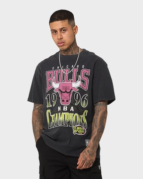 Mitchell & Ness Chicago Bulls 1996 Neon Champions Vintage T-Shirt Faded Black Wicking Interlock Knit