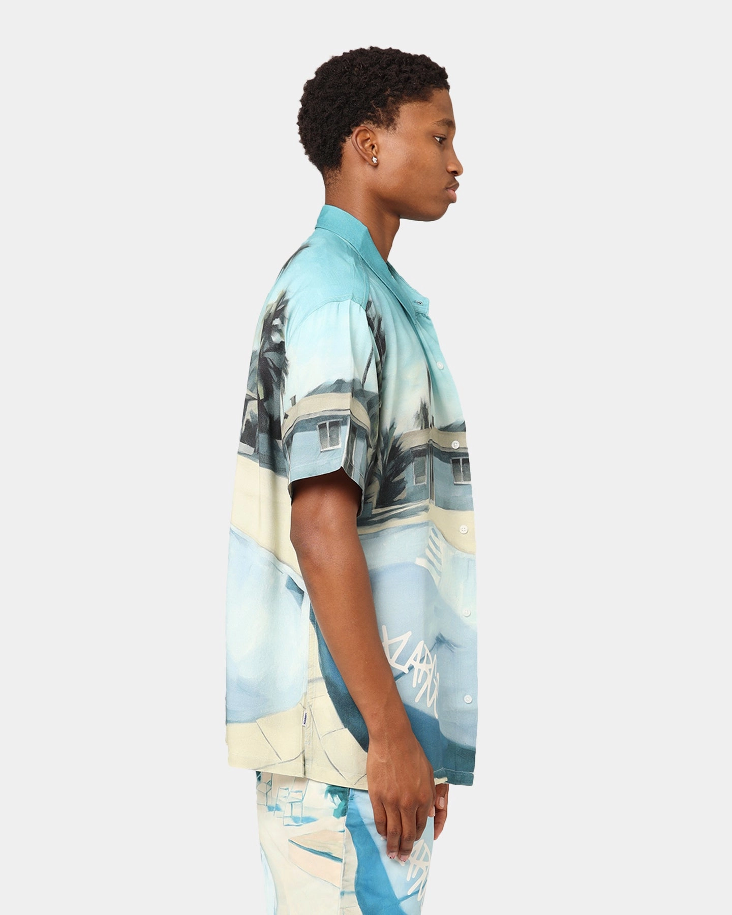 Patterned Design Smart Appearance X-Large Graffiti Pool Rayon Short Sleeve Shirt Multi