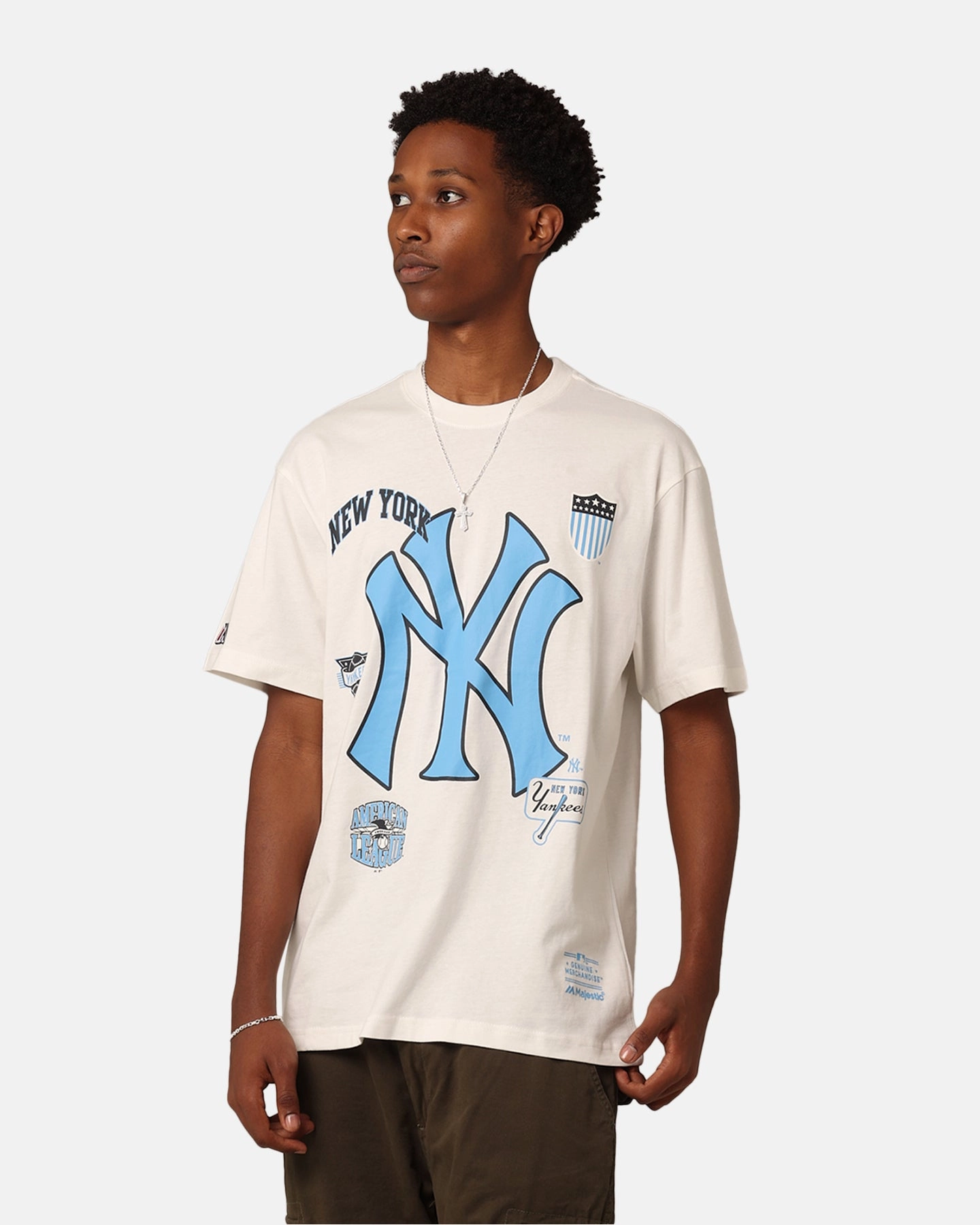 Majestic Athletic New York Yankees Logomania T-Shirt Vintage White Fashionable Layer Soft Touch
