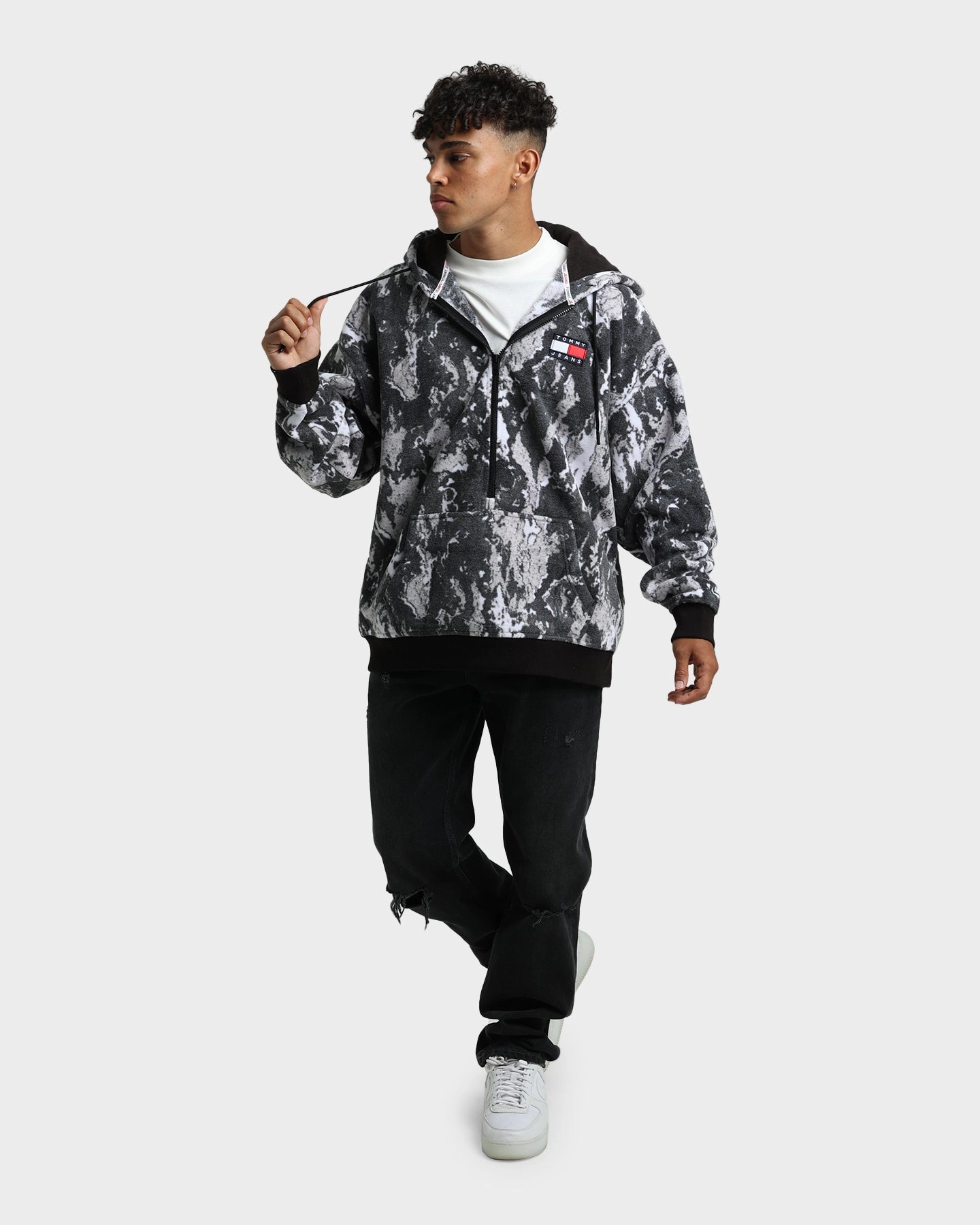 Tommy Jeans Camo Half Zip Hoodie Tonal Camo Print Keep suitable for volunteer work