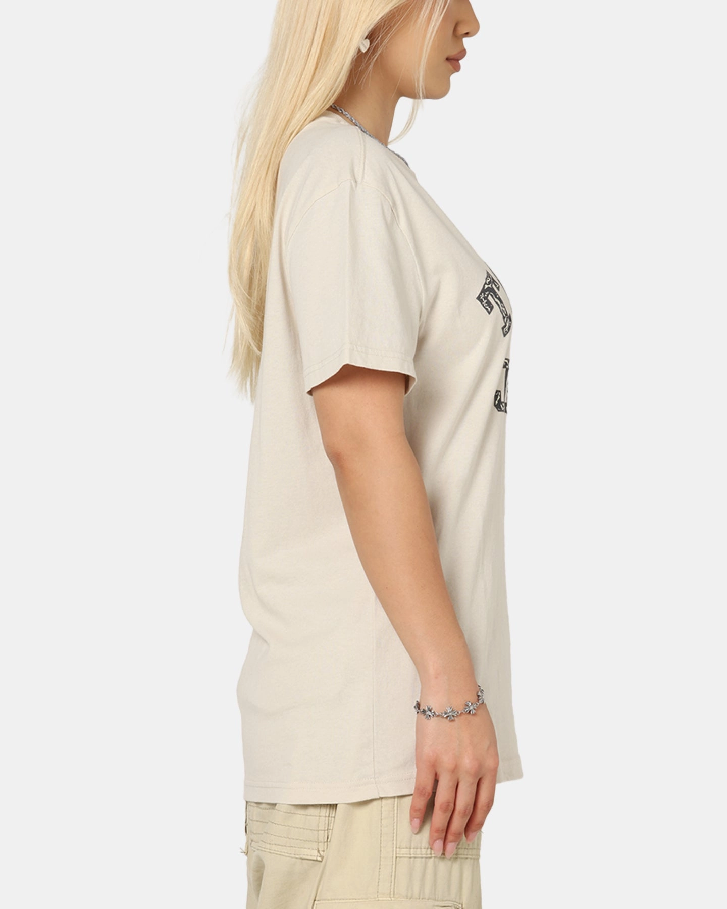 Tommy Jeans Regular Paisley College T-Shirt Newsprint regular but not boring Breathable Yarn Composition