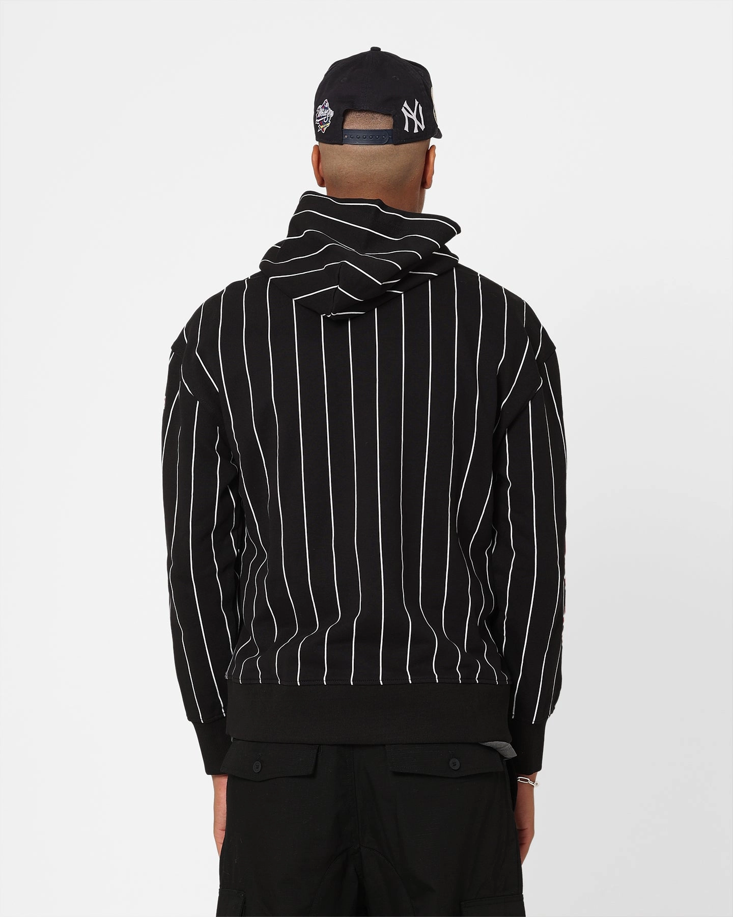 Tommy Jeans Relaxed Pinstripe Hoodie Classic Black Continue