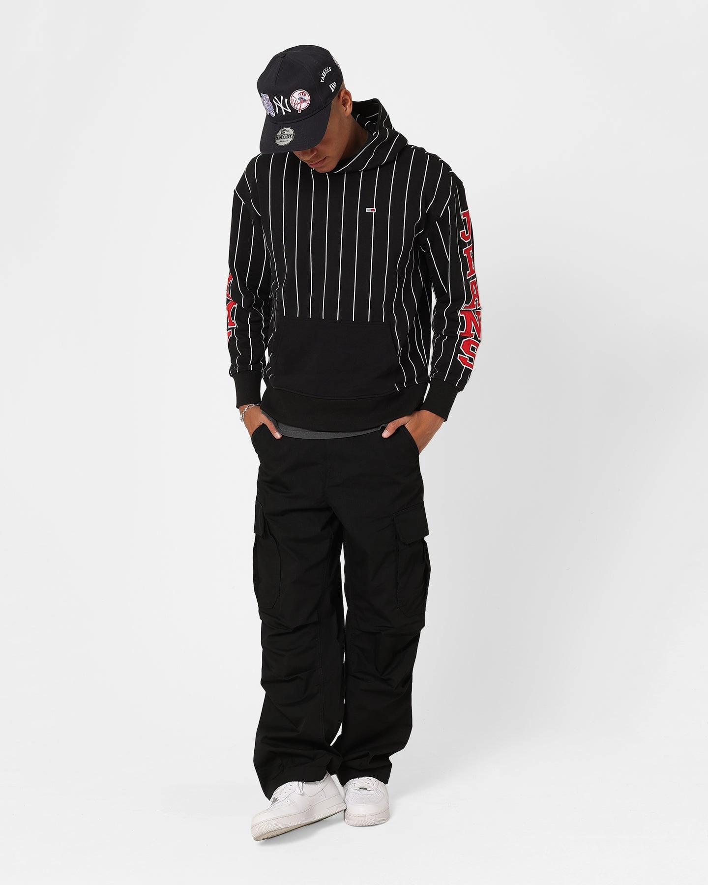 Microfiber Technology Wind Barrier Tommy Jeans Relaxed Pinstripe Hoodie Classic Black