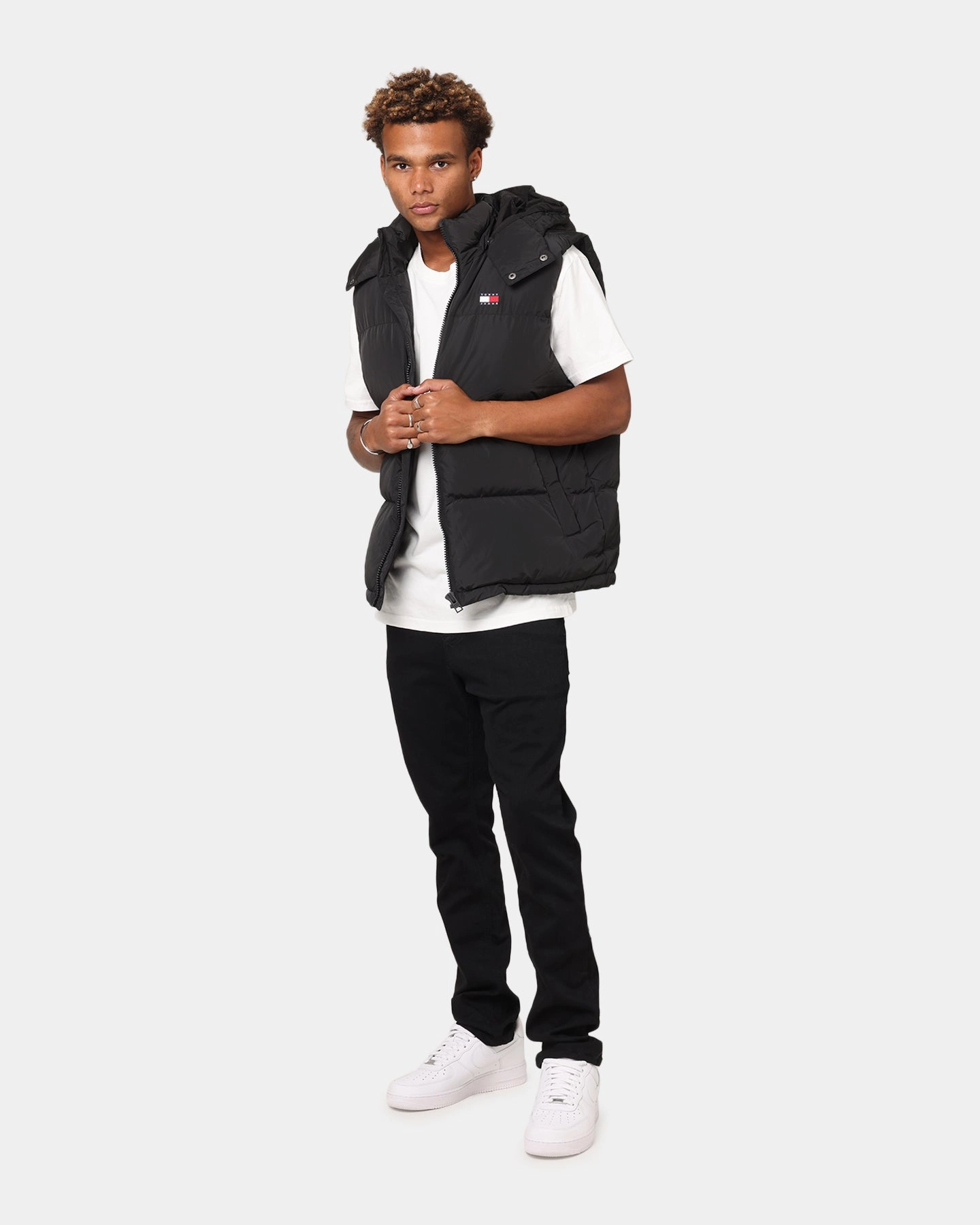 Tommy Jeans TJM Alaska Vest Black Ergonomic Stitching