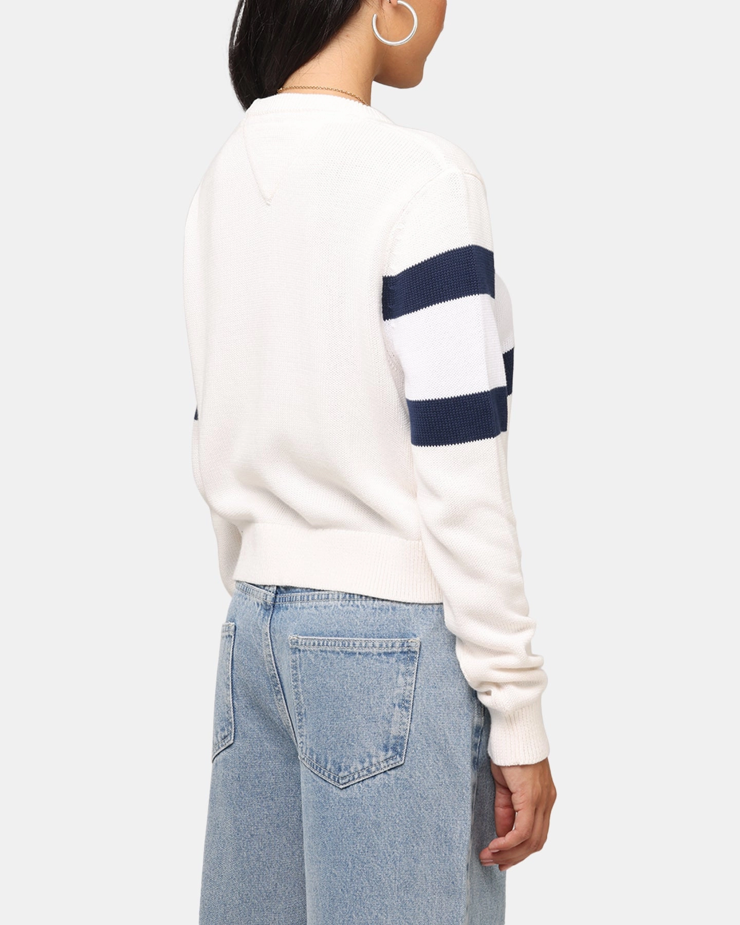 Durable Zipper WrinkleFreeFinish Tommy Jeans Women's Center Flag Sweater Ancient White