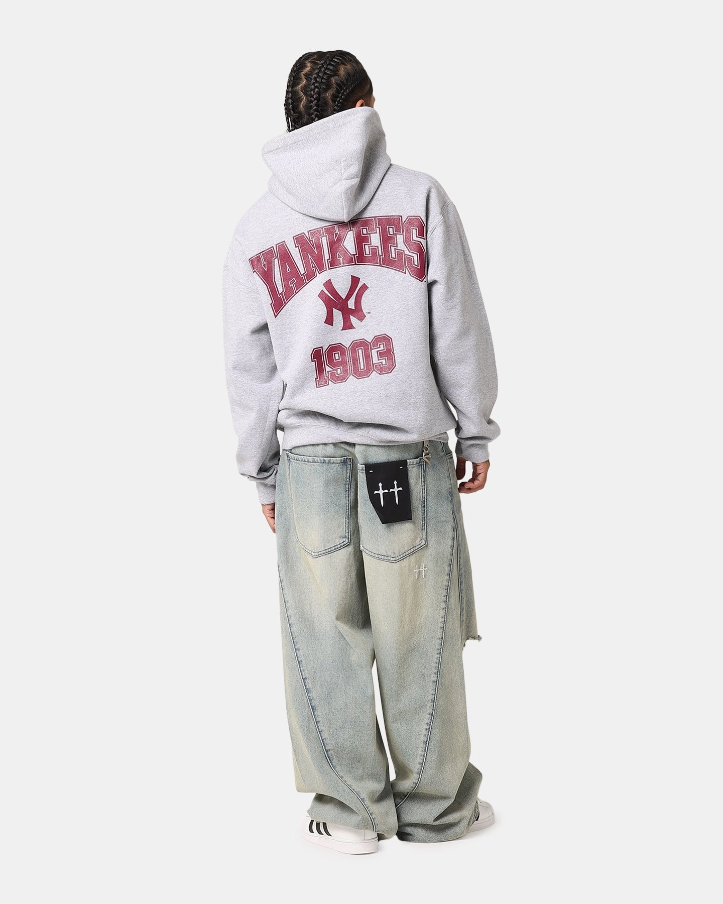 Majestic Athletic New York Yankees Wordmark Arch Hoodie Grey hiker