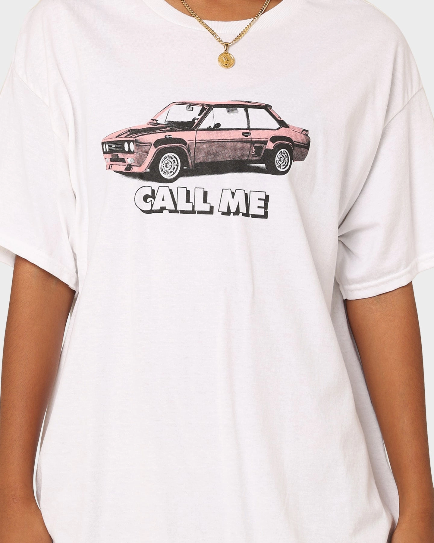 Cozy And Warm Goat Crew Call Me Vintage T-Shirt Off White