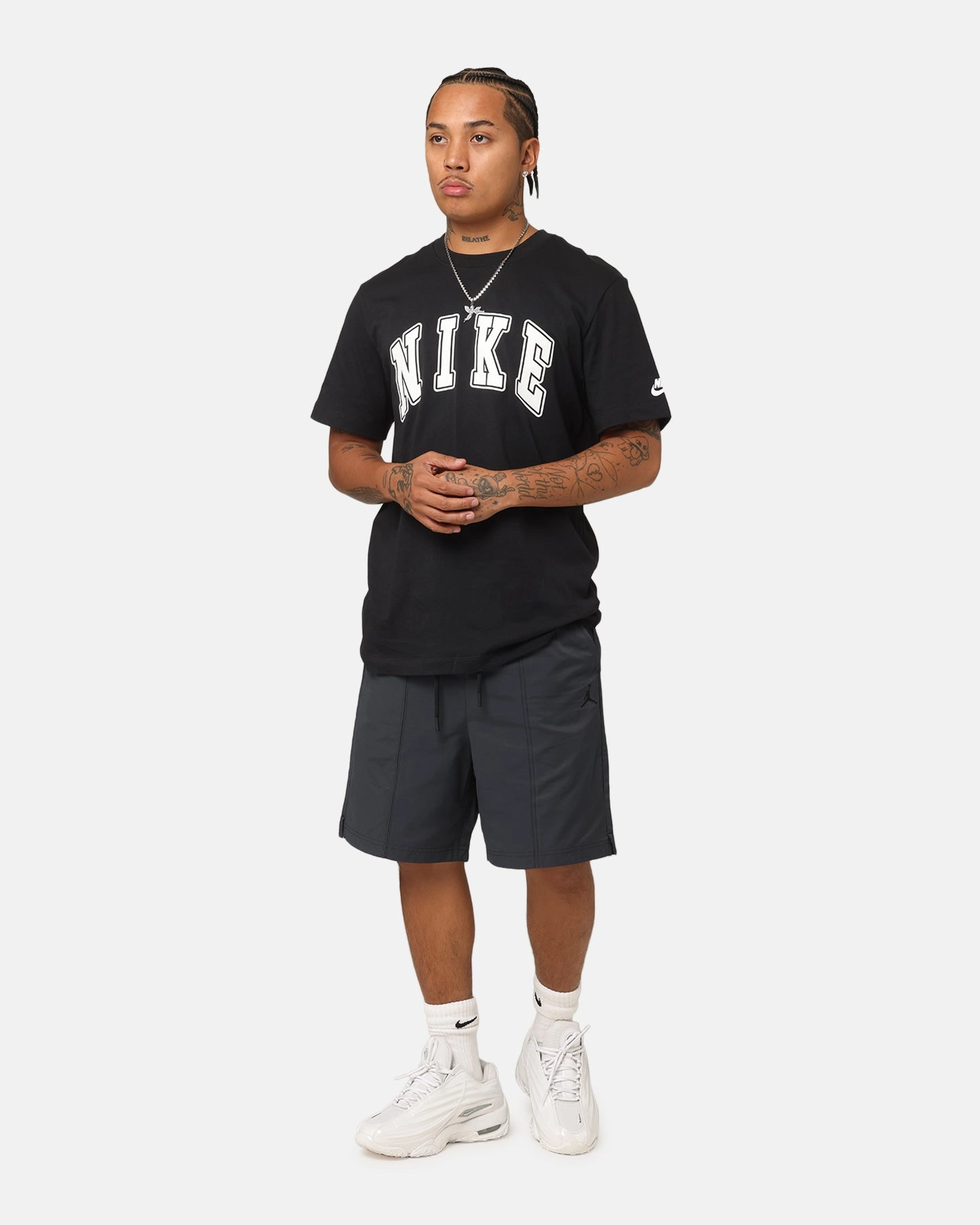 Cool and Chic Nike Sportswear Club T-Shirt Black