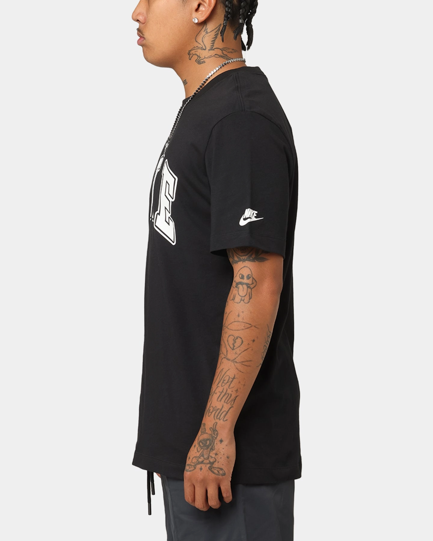 Nike Sportswear Club T-Shirt Black Layered Shoulder Design Breathable fabric
