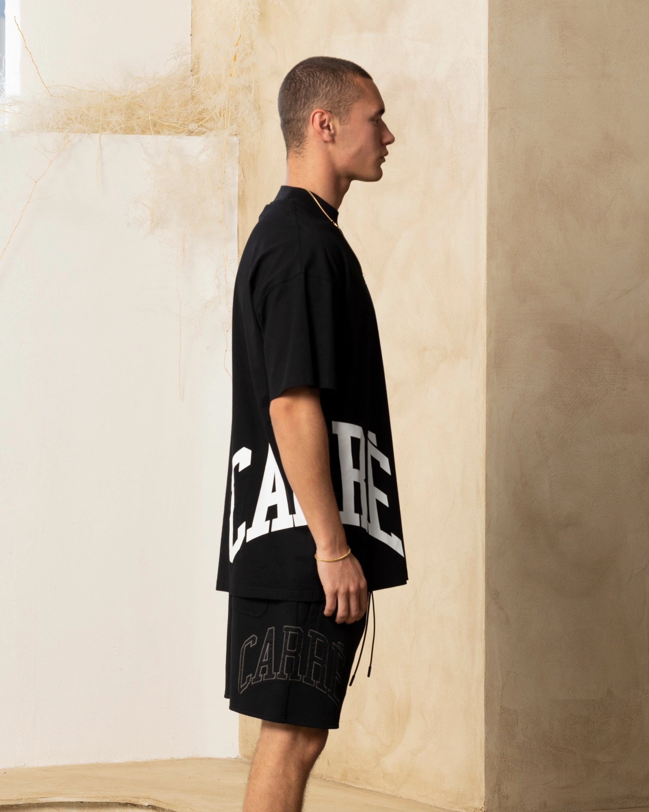 Everyday Comfort Style Easy Wear Style Carre Double Arch Oversized T-Shirt Black