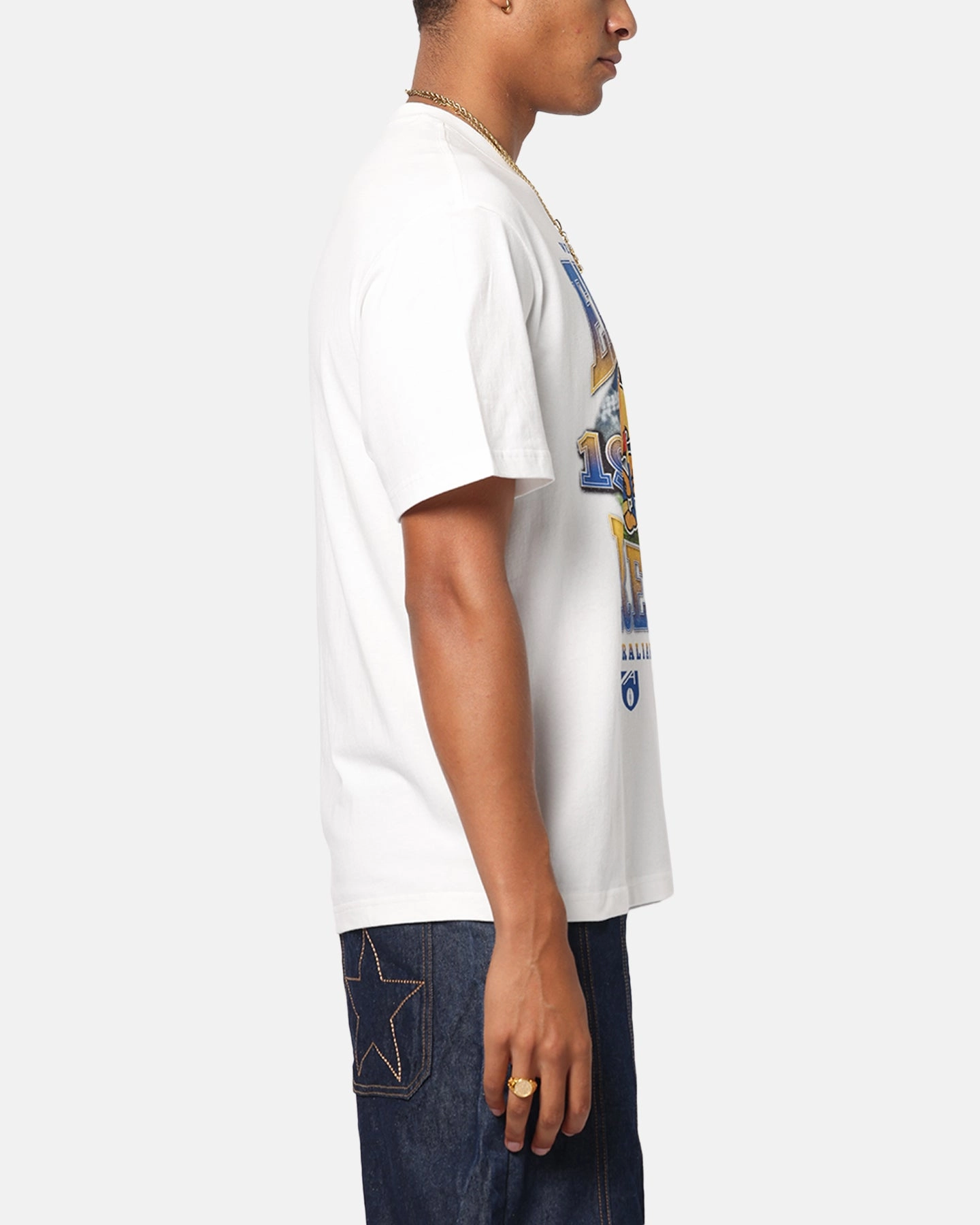 Outdoor Trend Look Comfort and style Mitchell & Ness West Coast Eagles  Mascot T-Shirt Vintage White