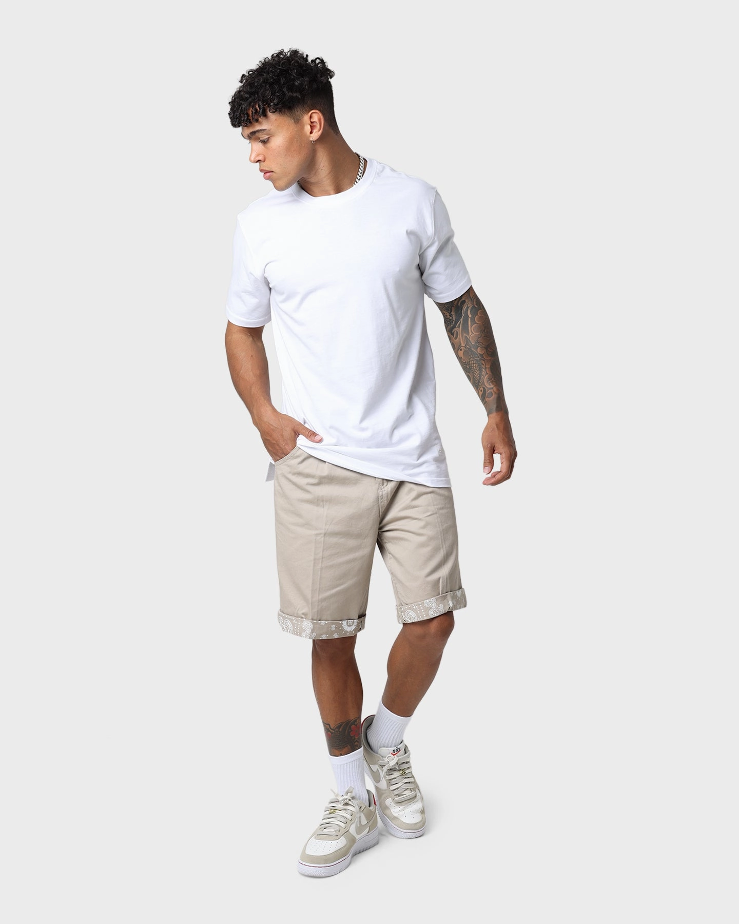 Carre Bandana Ultra Chino Shorts Stone Versatile Style Trend Casual Layer Wear