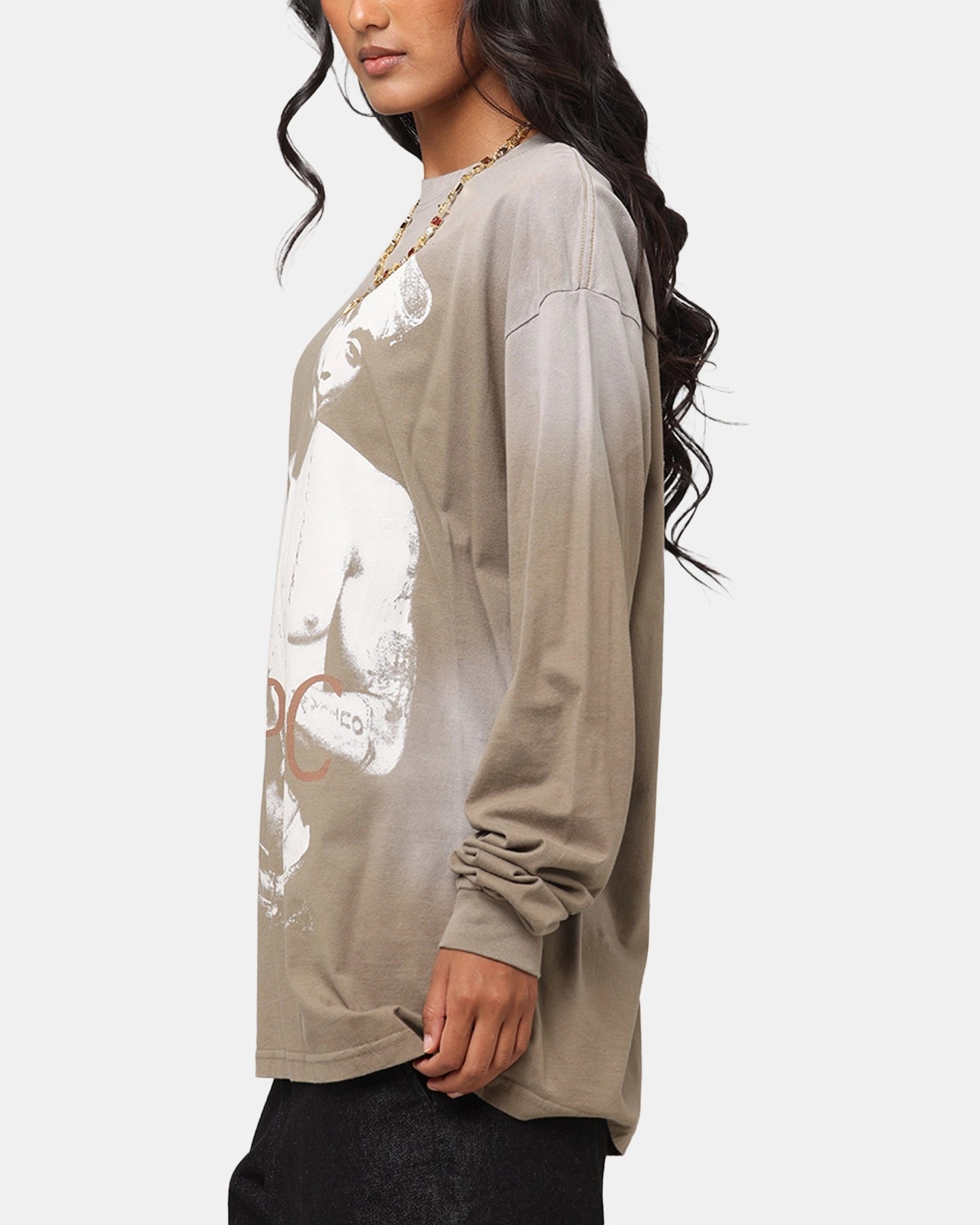 Casual Chic Look Layered Hem Design Tupac 2Pac Hem Vintage Long Sleeve T-Shirt Brown