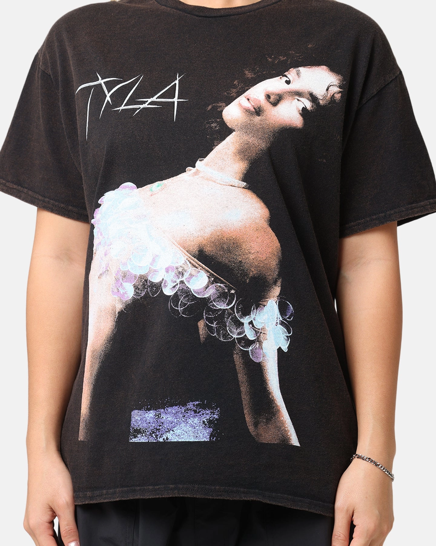 Soft Touch Fabric Good stretch Tyla Debut Album Vintage T-Shirt Black Vintage