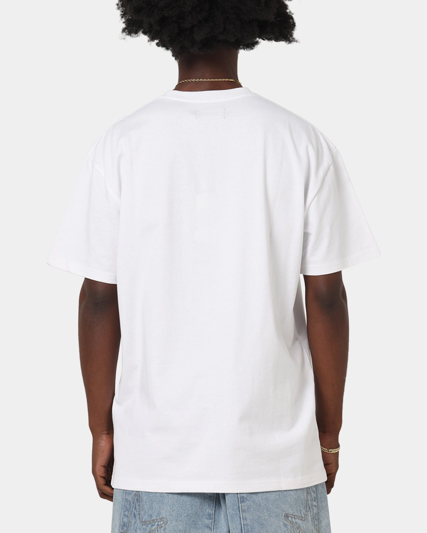X-Large Airbrush T-Shirt White Chilly Weather Style Durable Knitwear