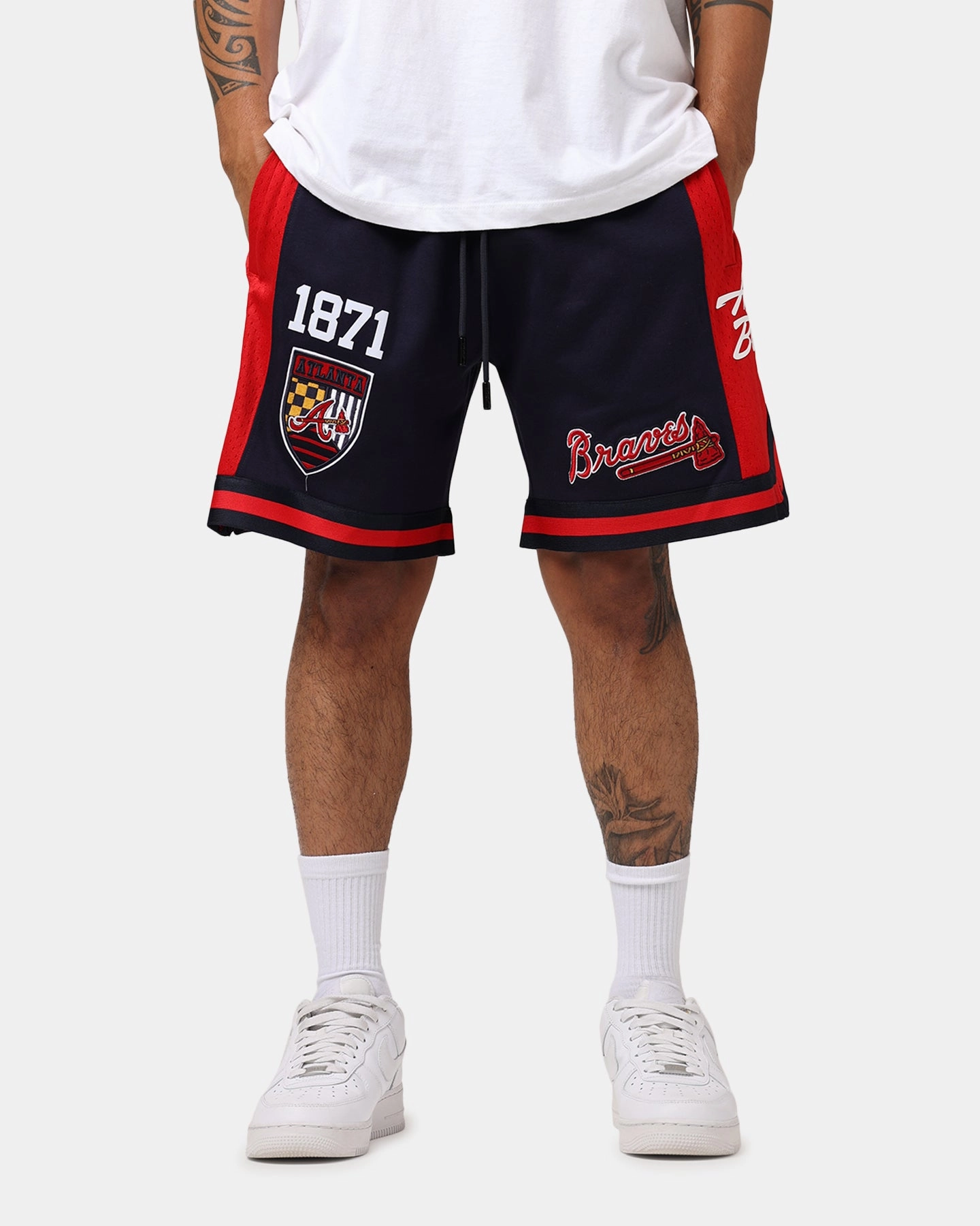Pro Standard Atlanta Braves Fast Lane 2.0 Shorts Midnight/Red Quick Access Zip Pockets