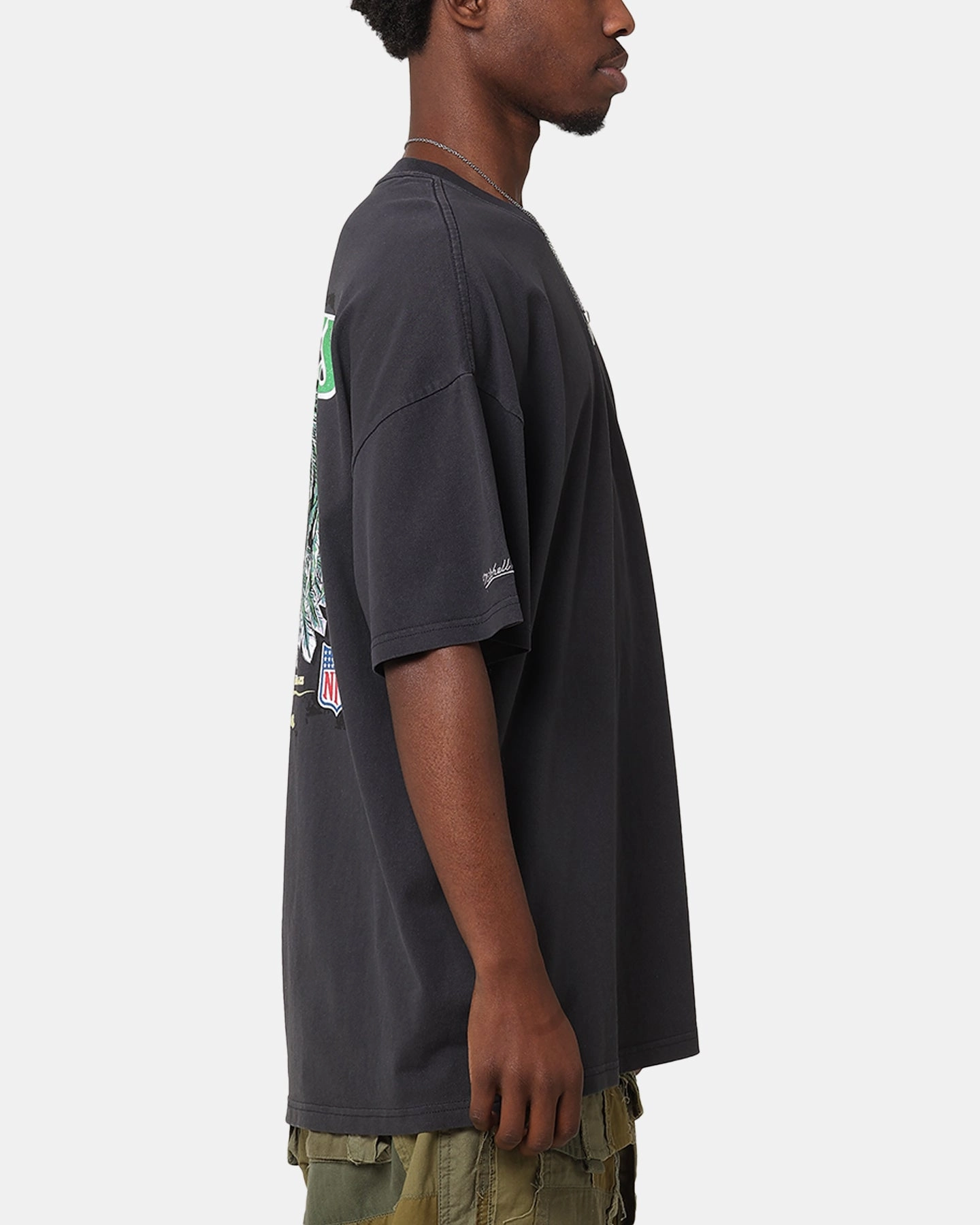 Mitchell & Ness Philadelphia Eagles 'Alter Ego' Flames T-Shirt Faded Black Stylish Layering Summer cool
