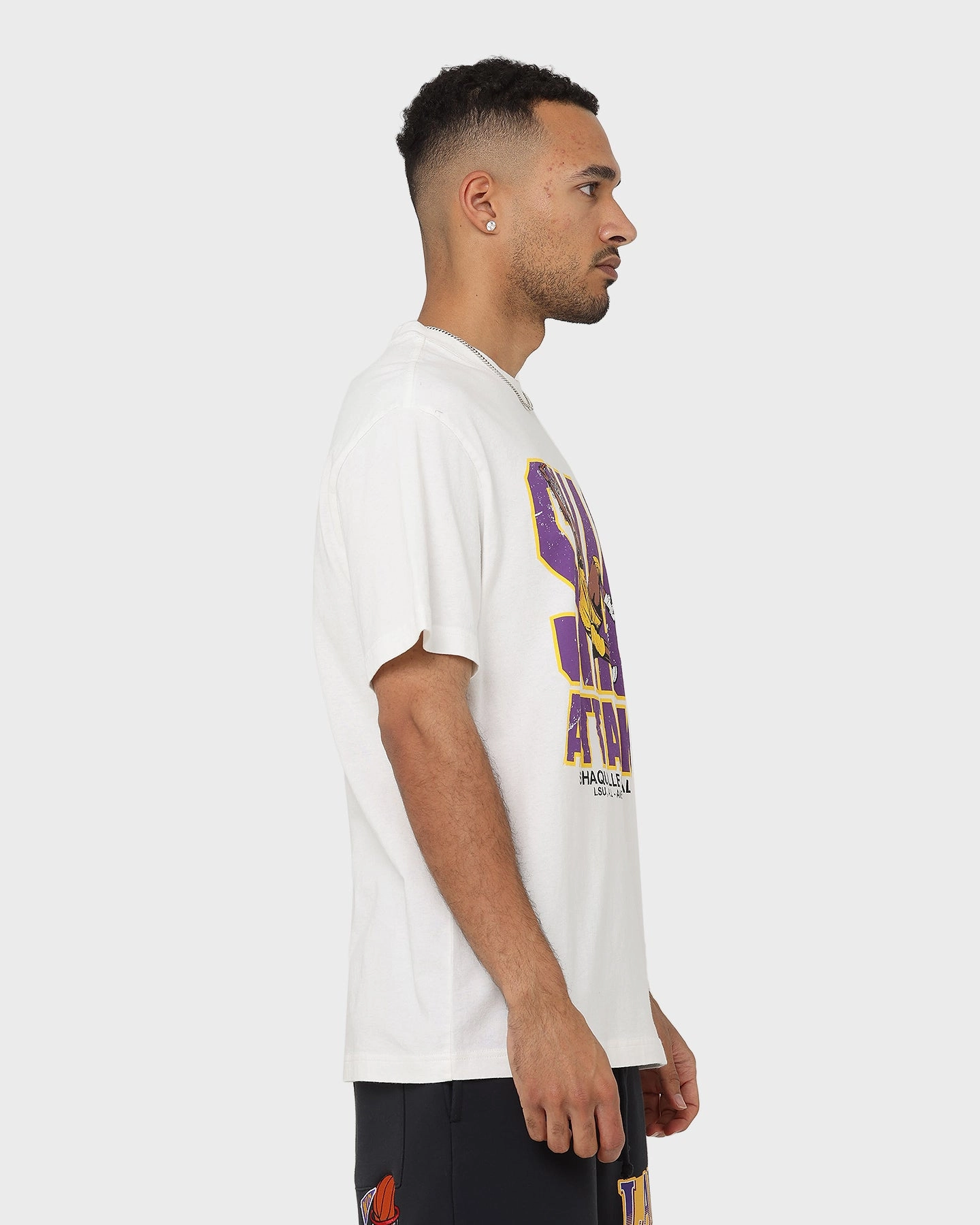 Stylish Everyday Wear Mitchell & Ness Shaquille O'Neal Los Angeles Lakers Shaq Attack Vintage T-Shirt Vintage White
