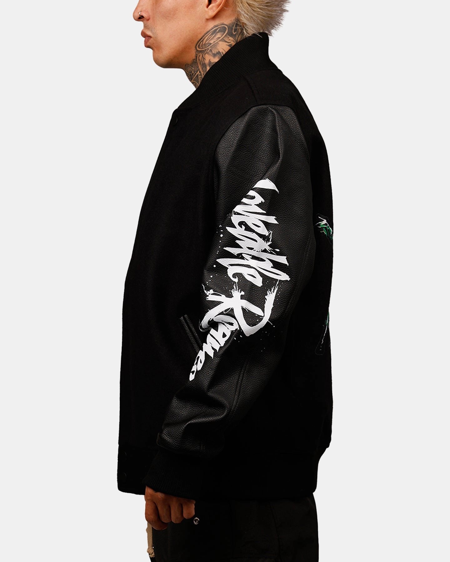 Weekend Vibe Winter Outer Layer Freeze Max DC Batman Rogues 'Troublemakers' Varsity Jacket Black