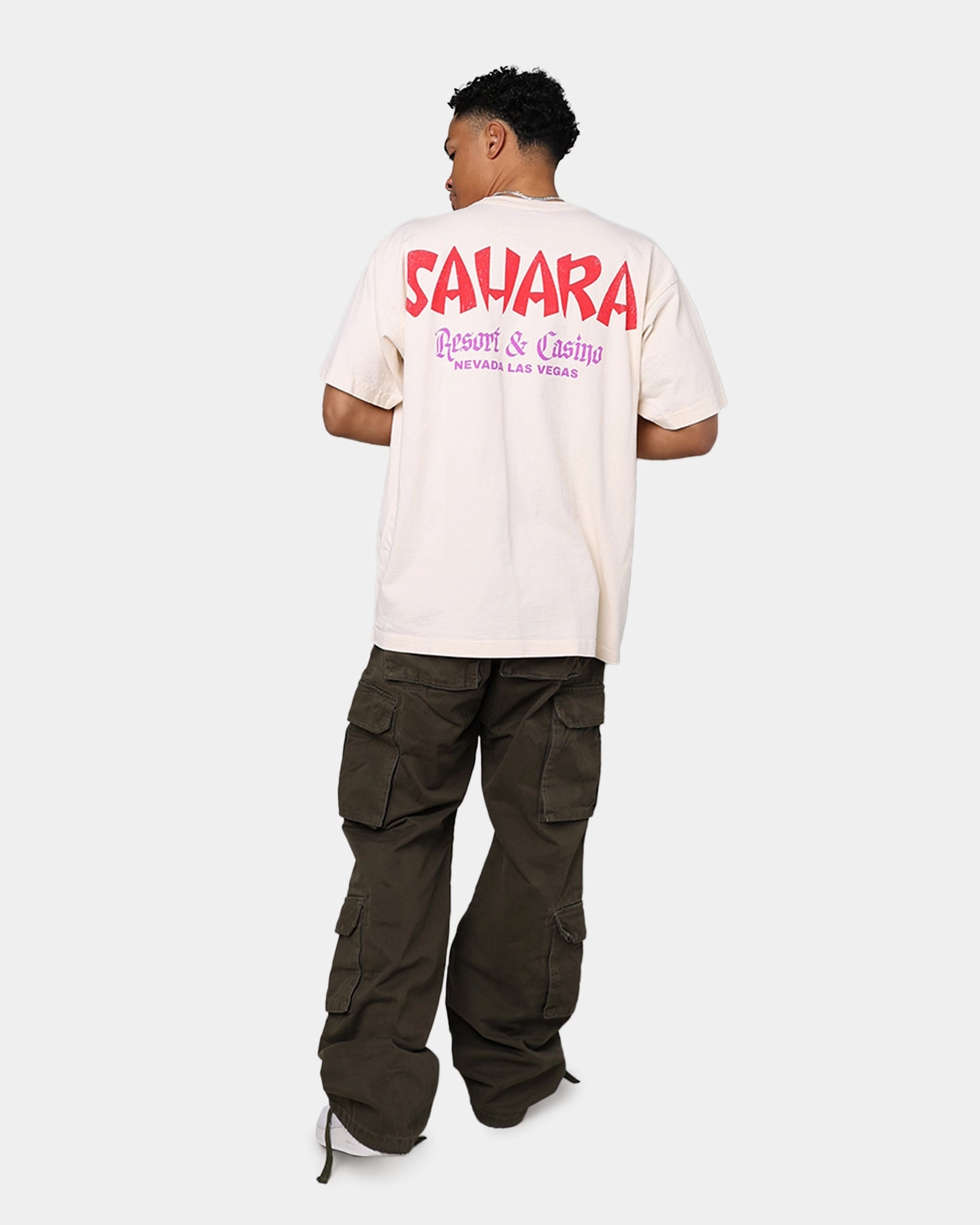 Boat neck style Perfectly Fit American Thrift Sahara Casino Vintage T-Shirt White