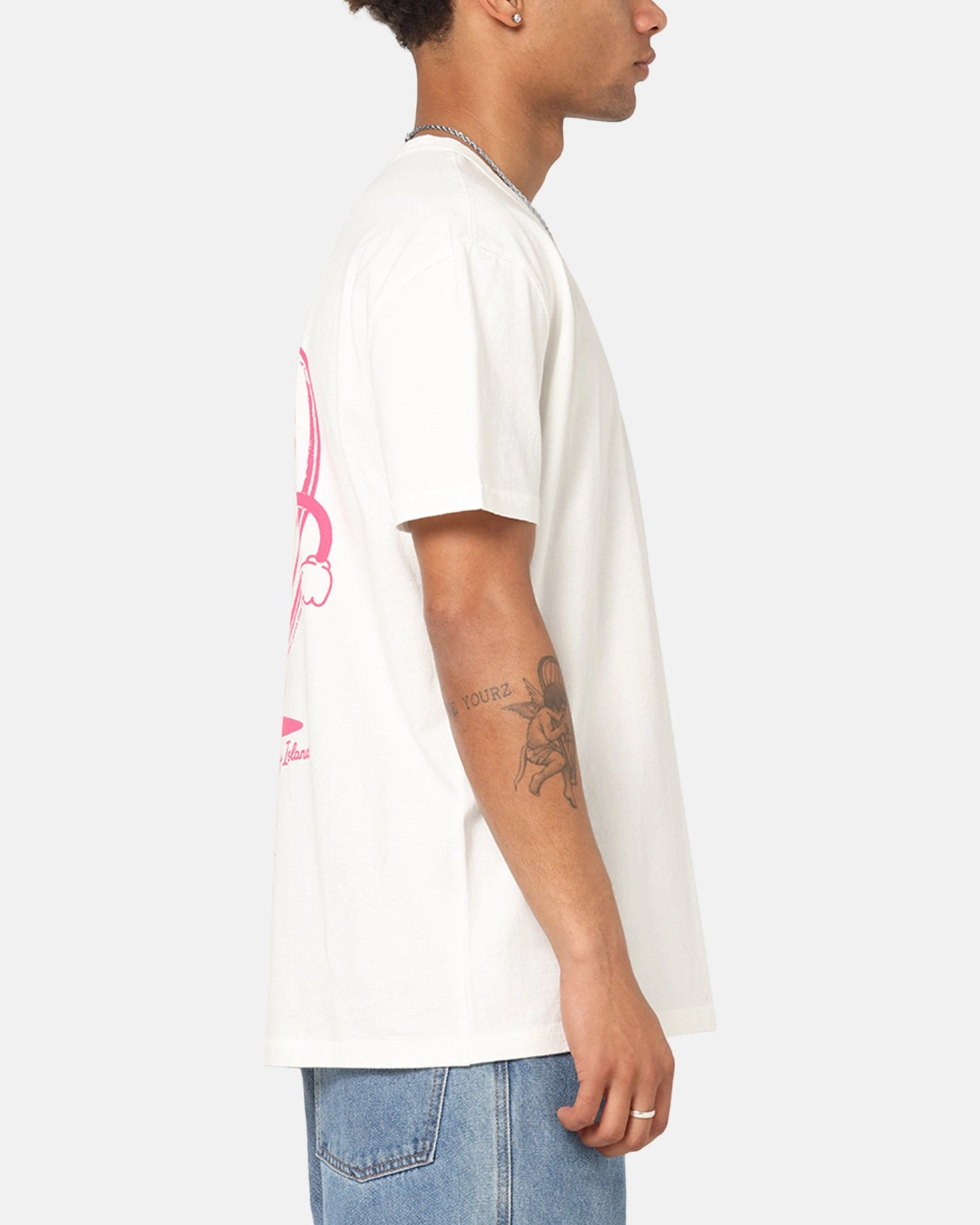 Everyday apparel TaglessDesign Tommy Jeans Regular Novelty Fair T-Shirt Ecru
