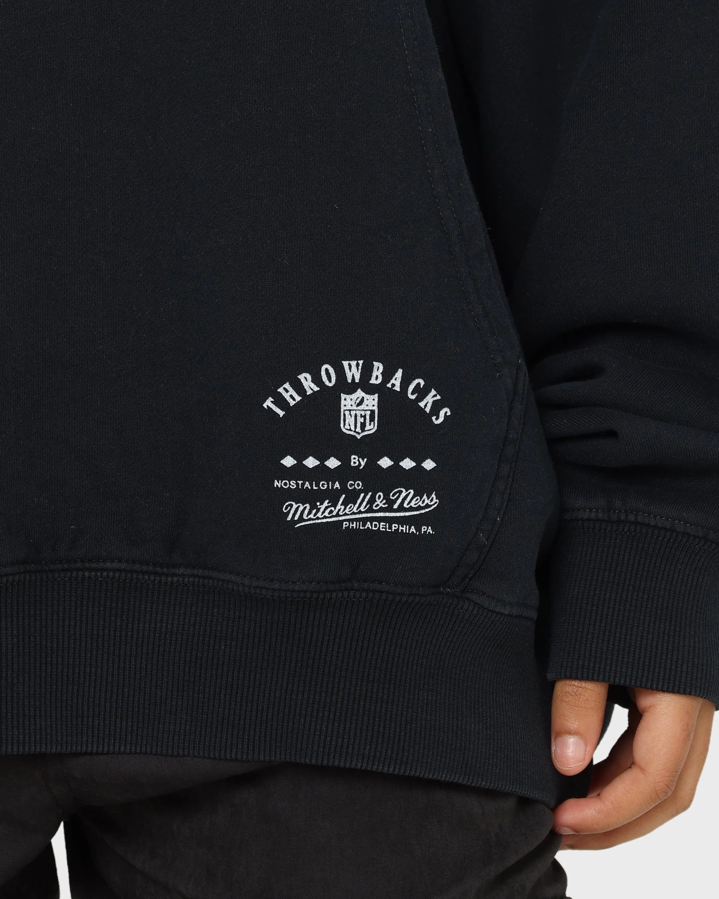Mitchell & Ness Las Vegas Raiders Point Guard Hoodie Faded Black Quick Layering Flexible Shoulder Panels