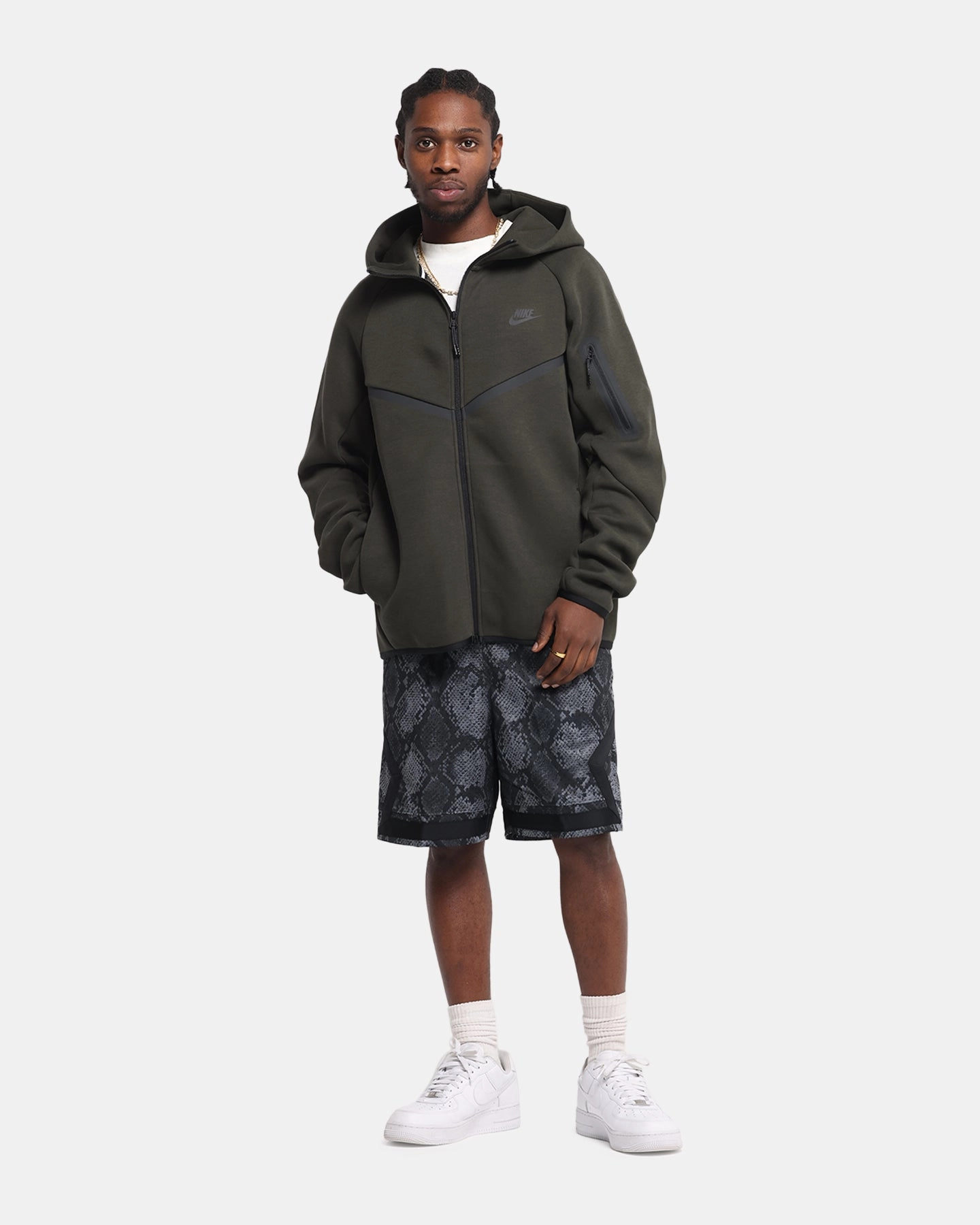 Nike Sportswear Tech Fleece Windrunner Full-Zip Hoodie Jacket Black poor ventilation