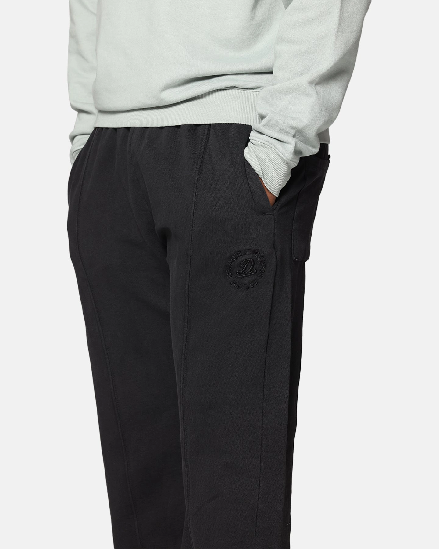 Outdoor Comfort Fit Dreamville Tonal Sweatpants Black Wash