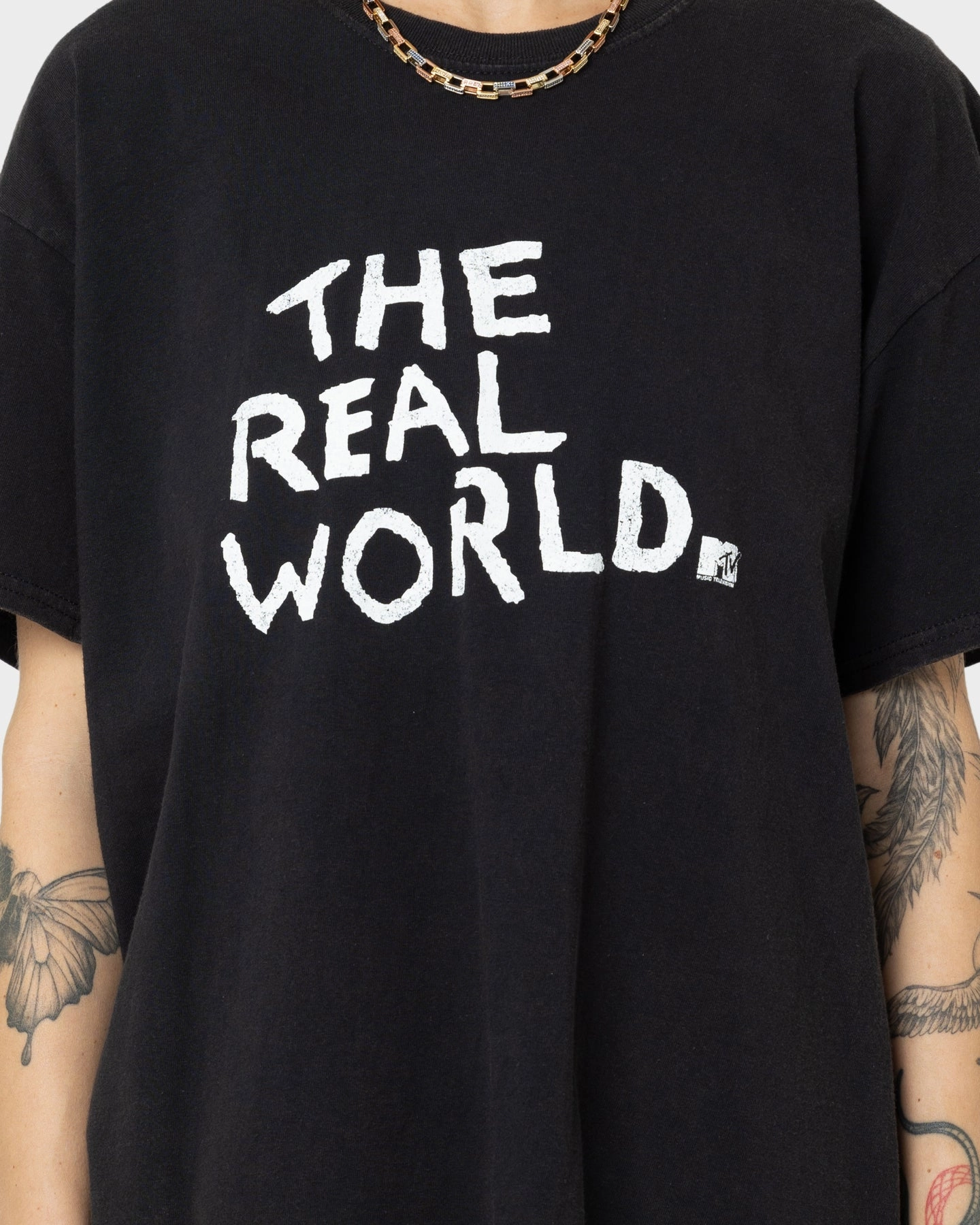 Chic Vibe Classic Crew Neck American Thrift X MTV The Real World Vintage T-Shirt Black Wash