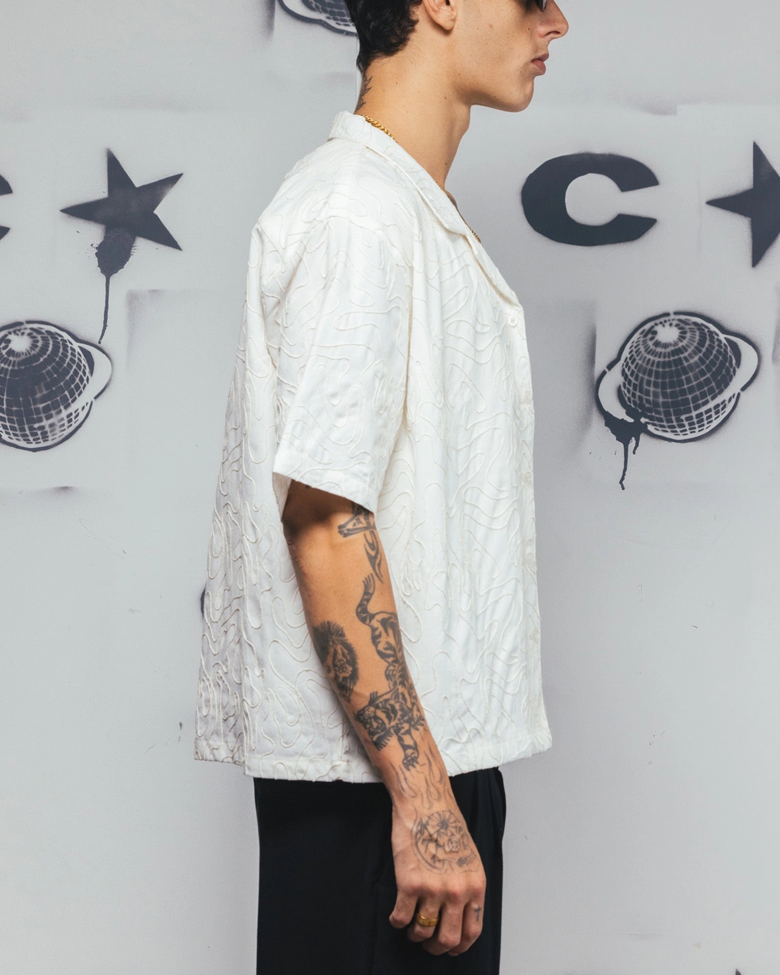 Easy Styling Carre Ripple Button Up Shirt Off White