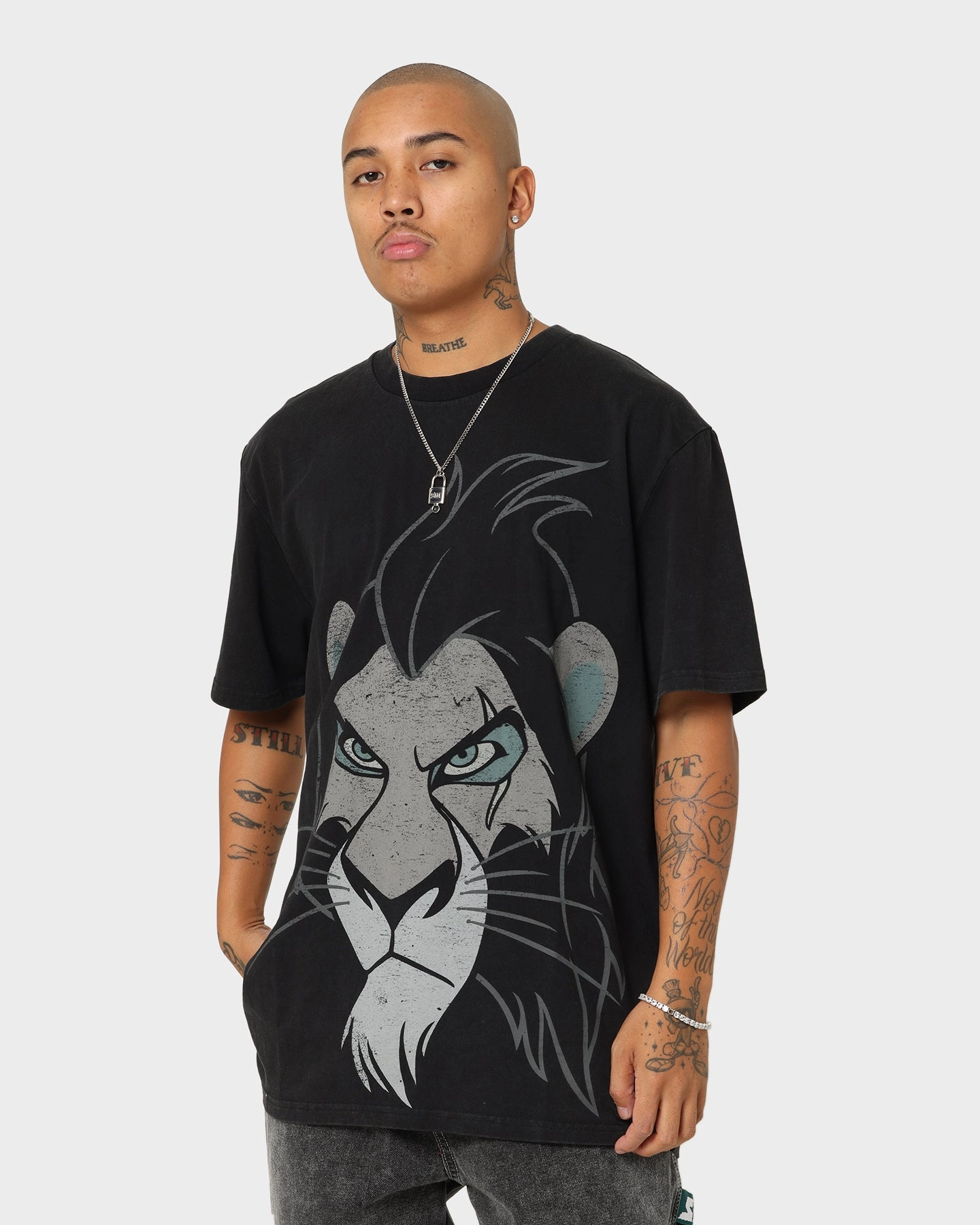 Fashionable Flattering Fit Disney Scar Vintage T-Shirt Washed Black