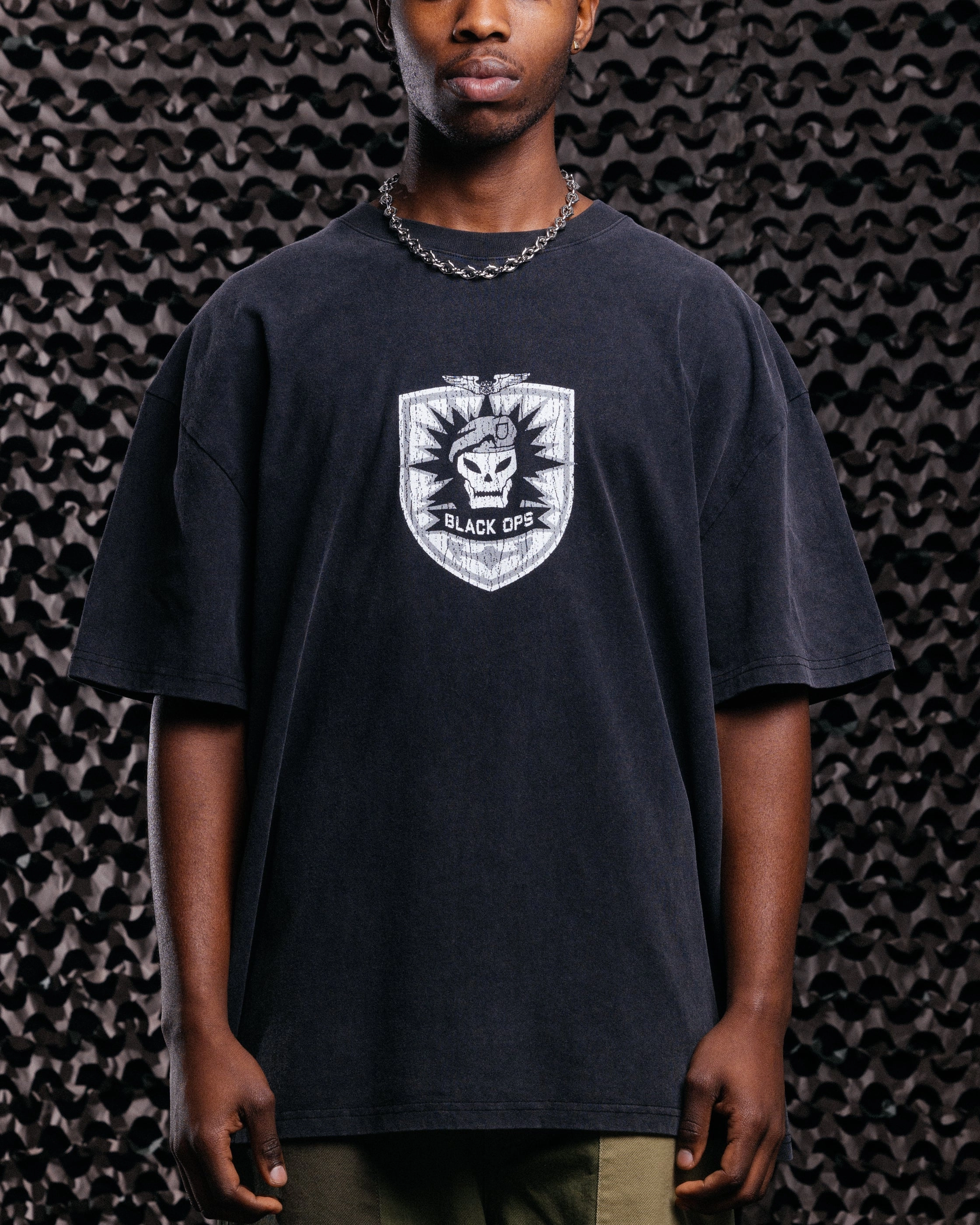Chic and Soft Goat Crew X Call Of Duty Black Ops Vintage T-Shirt Black Acidwash