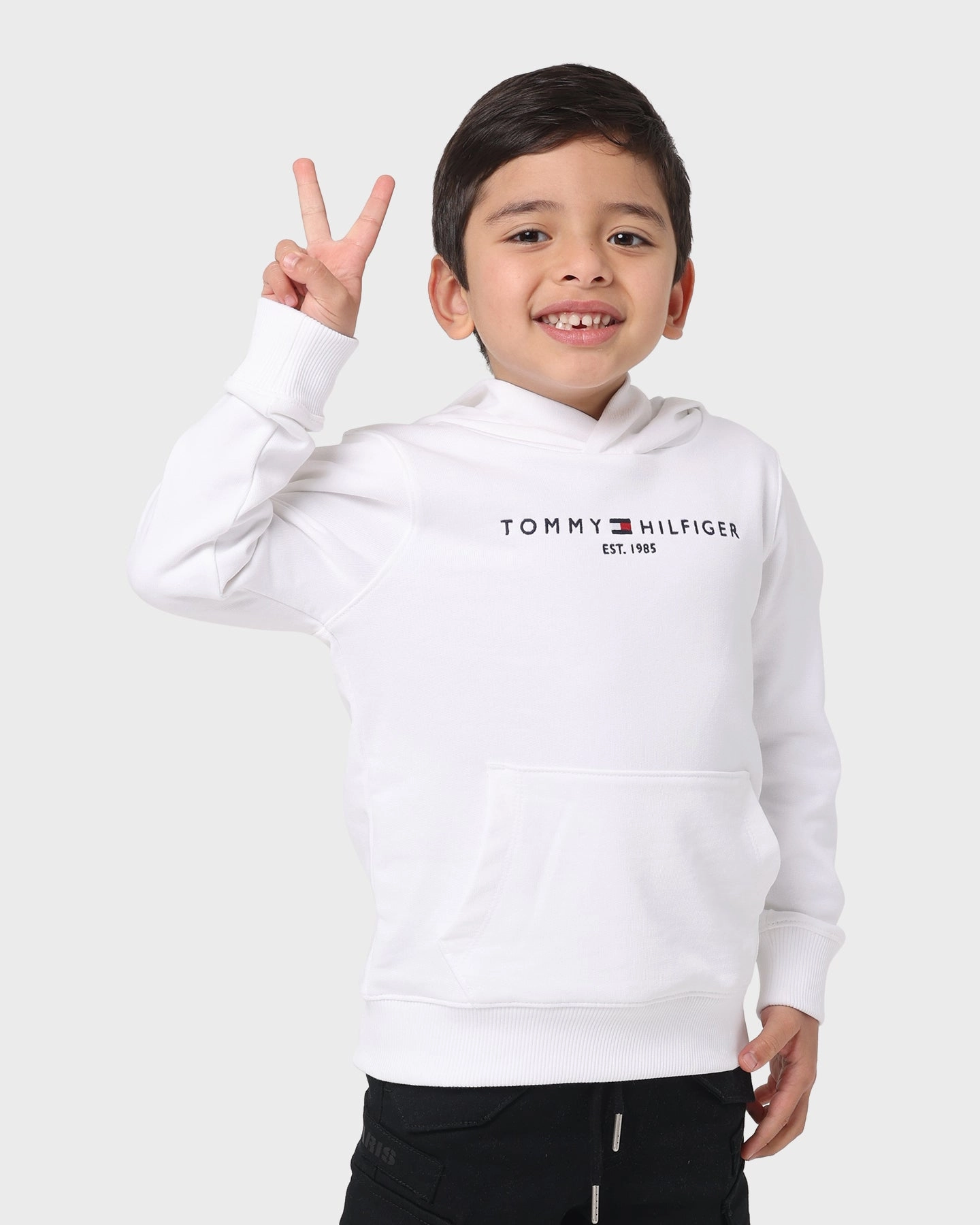 Tommy Hilfiger Kids' Essential Hoodie White Non Bulky Silhouette windy