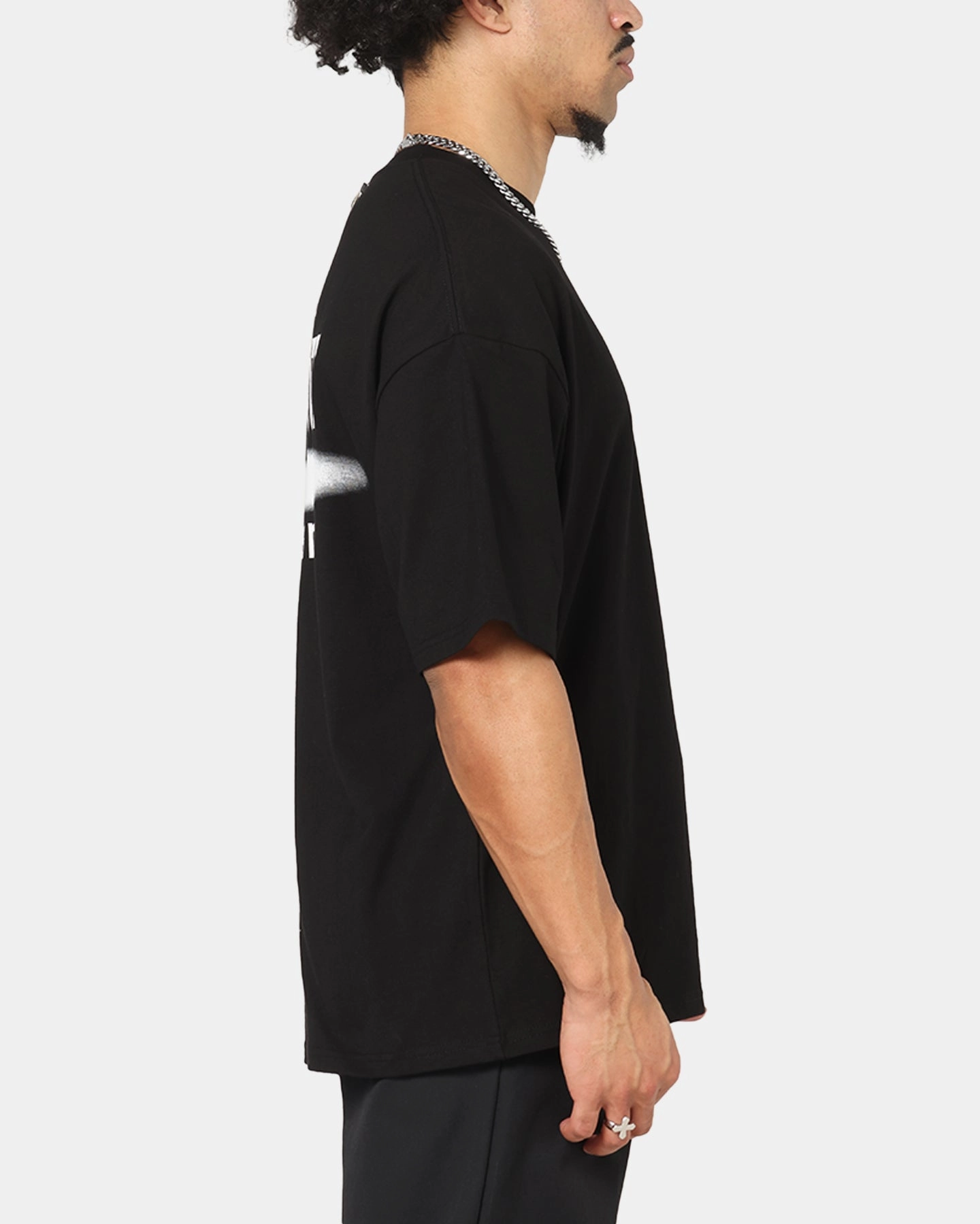 Slim Silhouette Vouseti Future Is Now T-Shirt Black