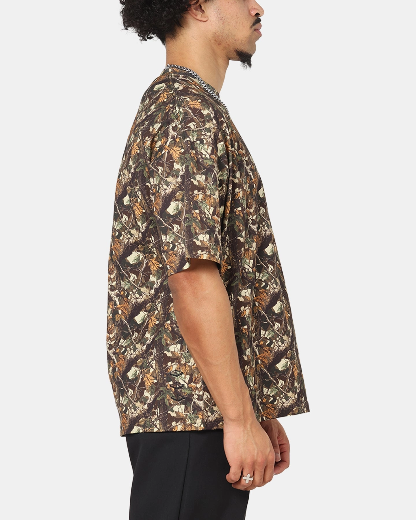 Modern Twist Formal Style Vouseti Tree Camo T-Shirt Black
