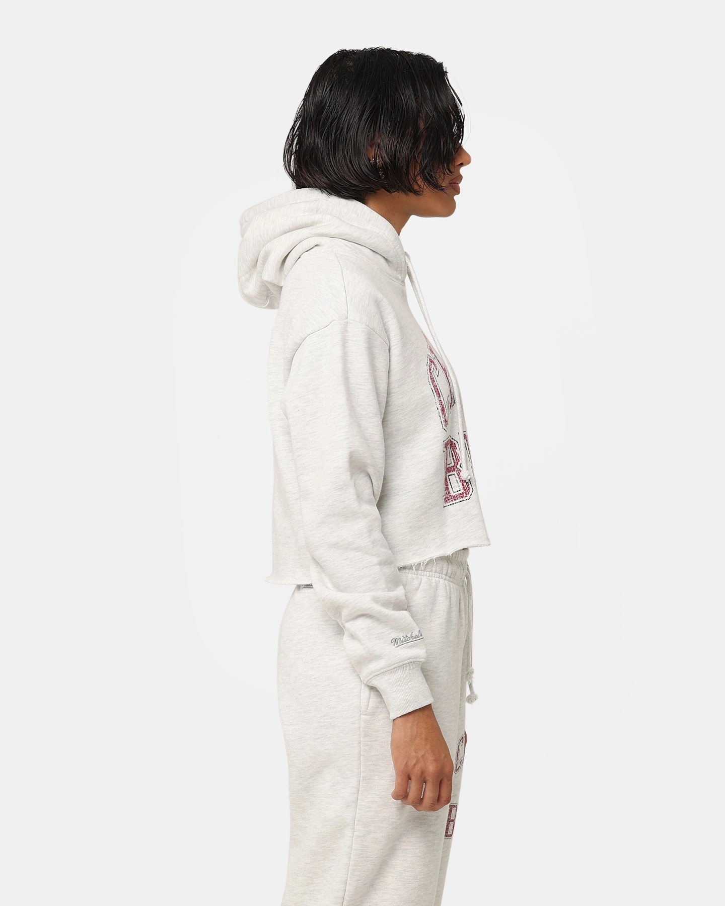 hunting NoiseFreeMaterial Mitchell & Ness Women's Chicago Bulls Arch Logo Crop Hoodie White Marle