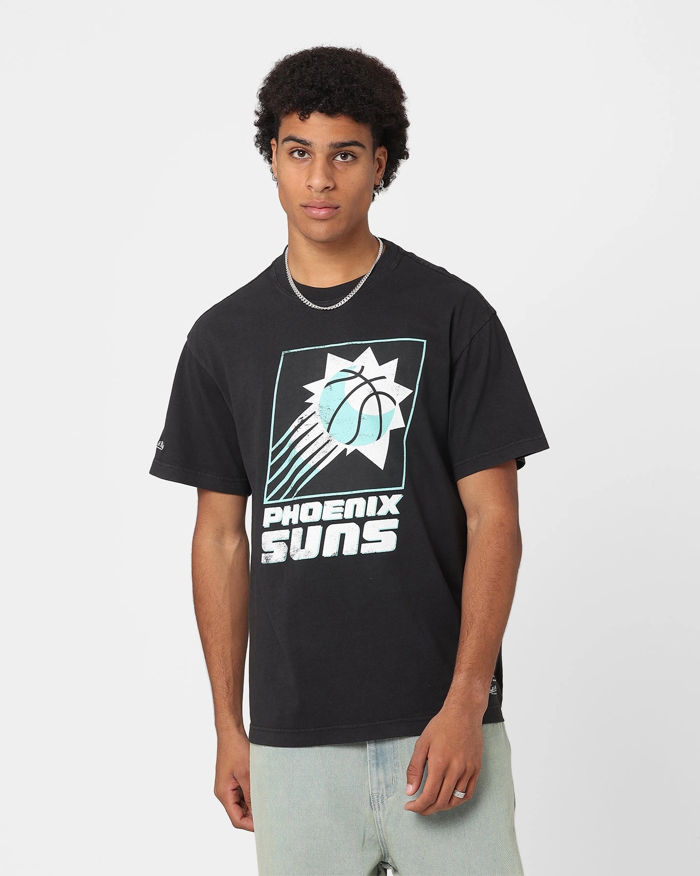 Stylish Fit Mitchell & Ness Phoenix Suns Ice Blue Logo T-Shirt Faded Black