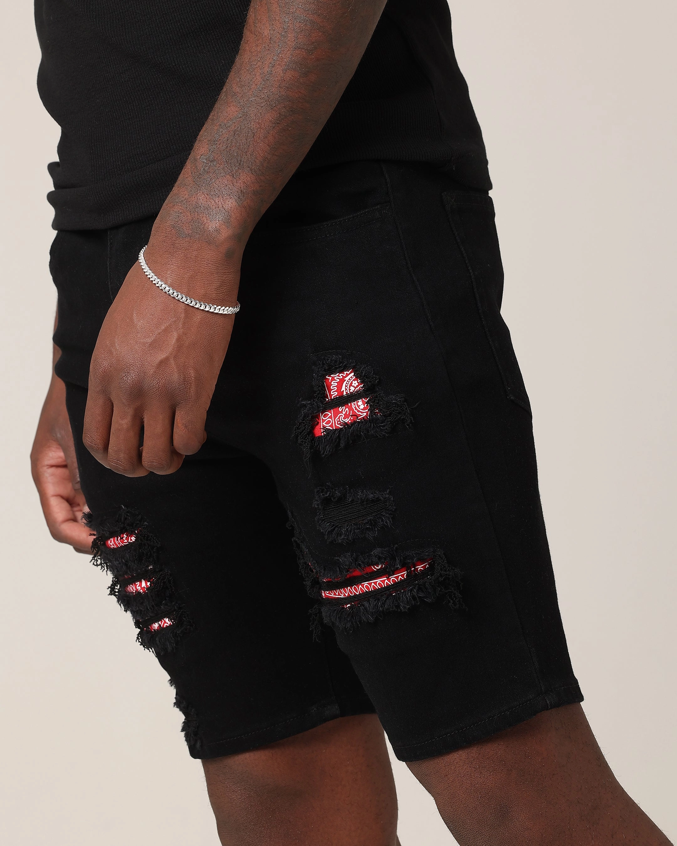 Saint Morta Paisley Summum Shorts Black/Red Fun Design